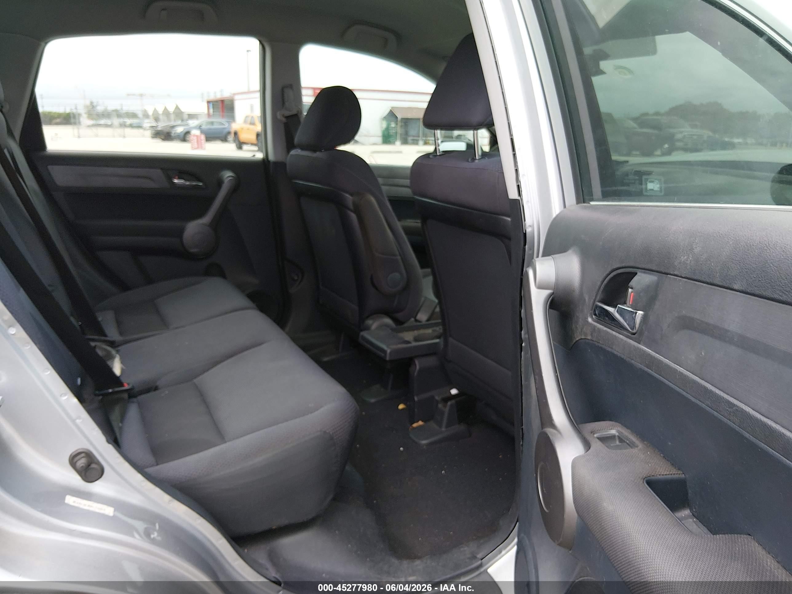 2008 Honda Cr-v Lx Silver vin: 3CZRE38358G705810