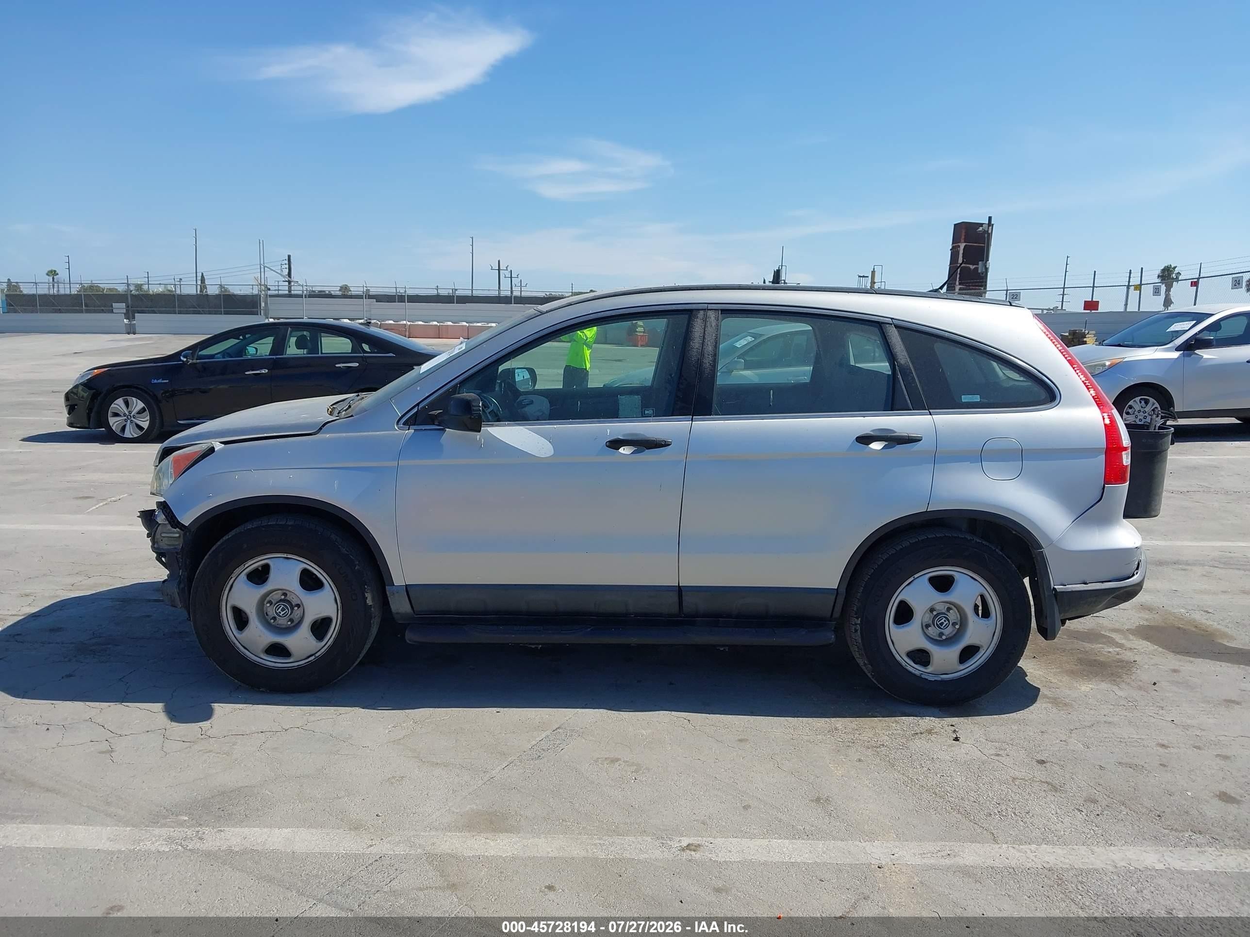 2009 Honda Cr-v Lx Silver vin: 3CZRE38369G700567