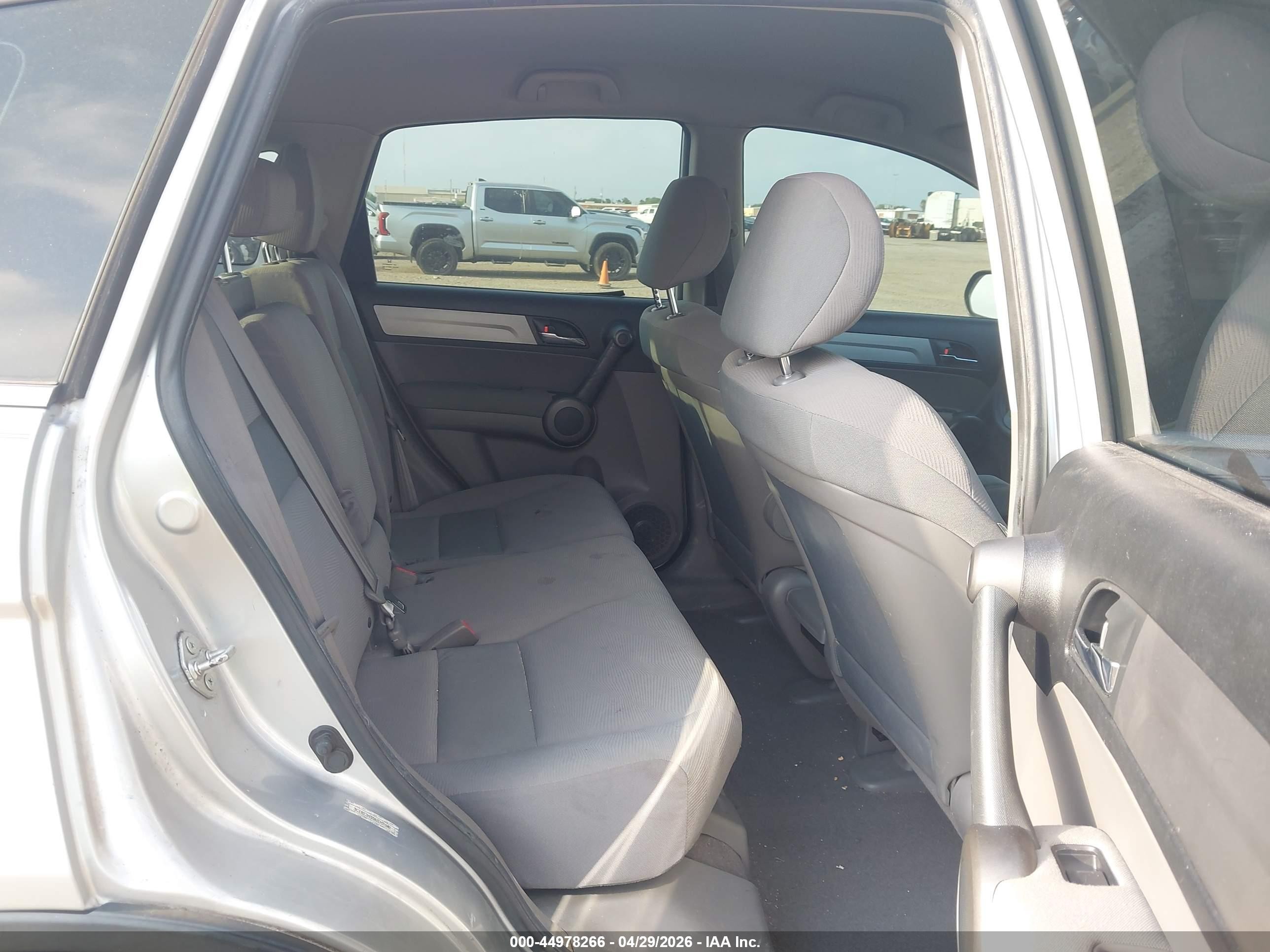 2010 Honda Cr-v Lx Серебряный vin: 3CZRE3H33AG701941