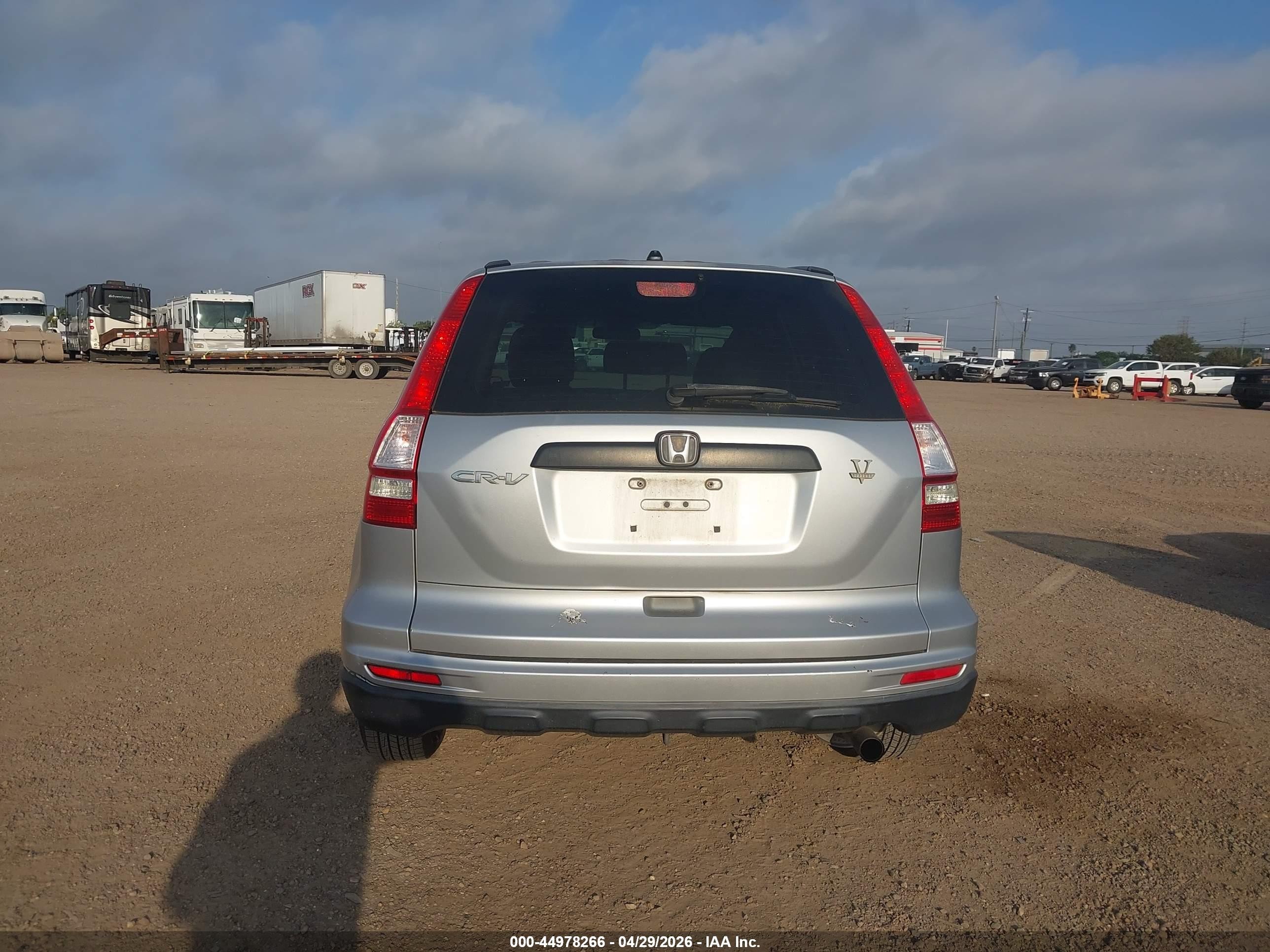 2010 Honda Cr-v Lx Серебряный vin: 3CZRE3H33AG701941