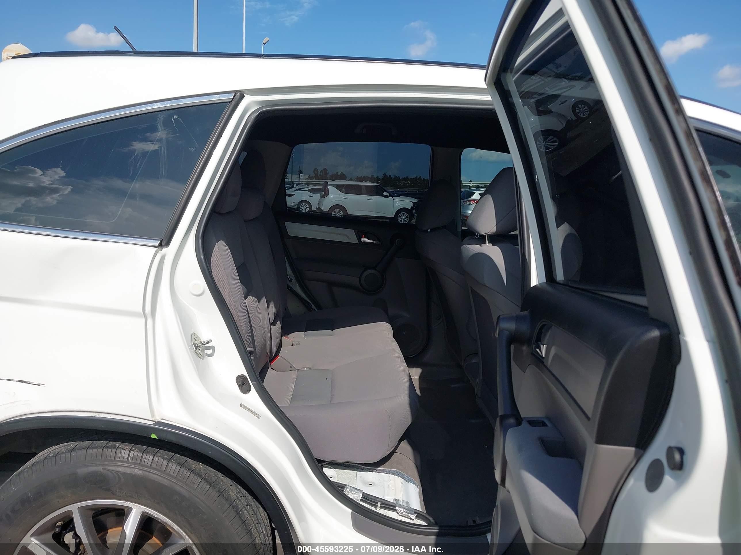 2011 Honda Cr-v Lx White vin: 3CZRE3H33BG701701