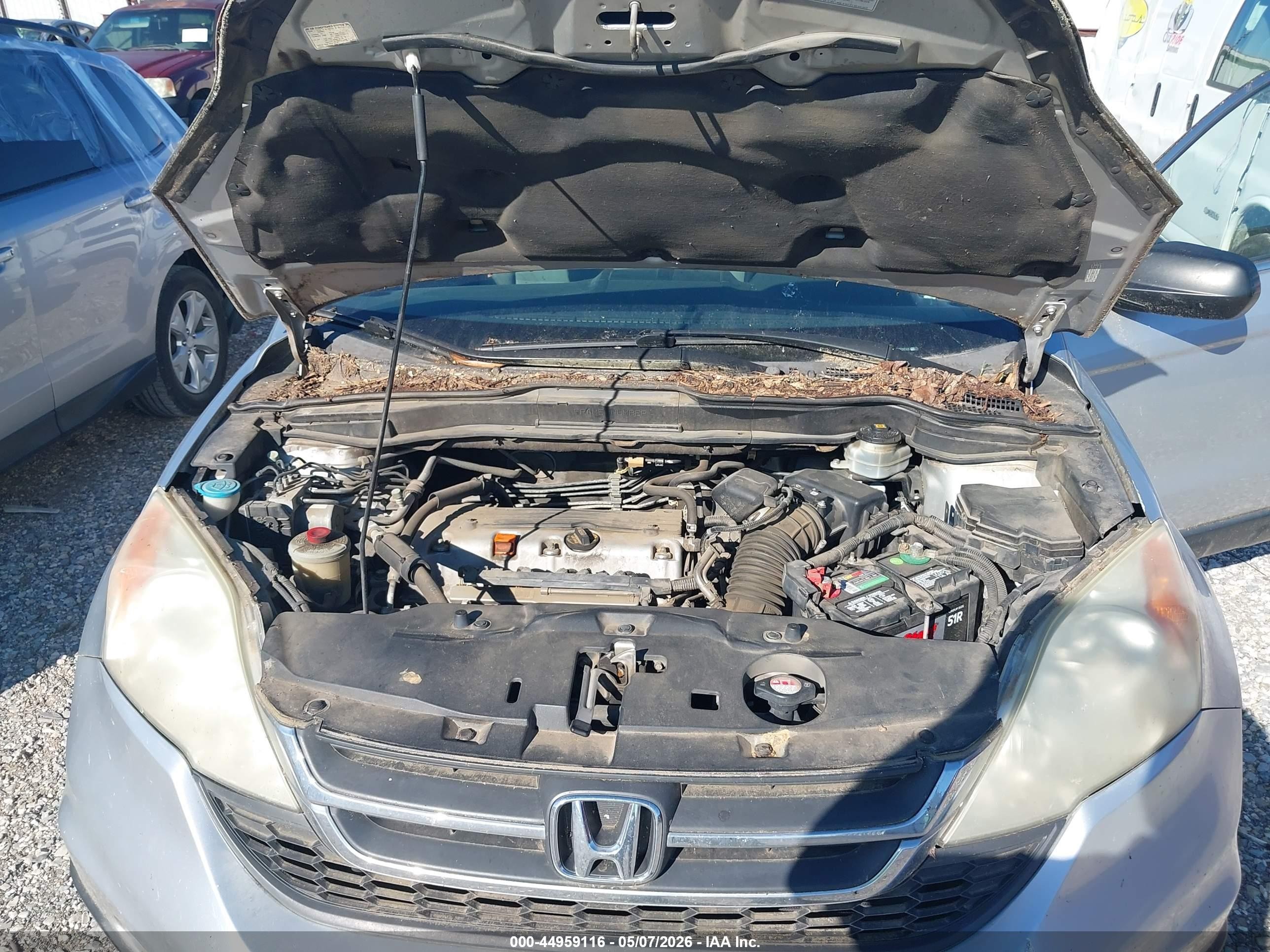 2010 Honda Cr-v Lx Silver vin: 3CZRE3H39AG700843