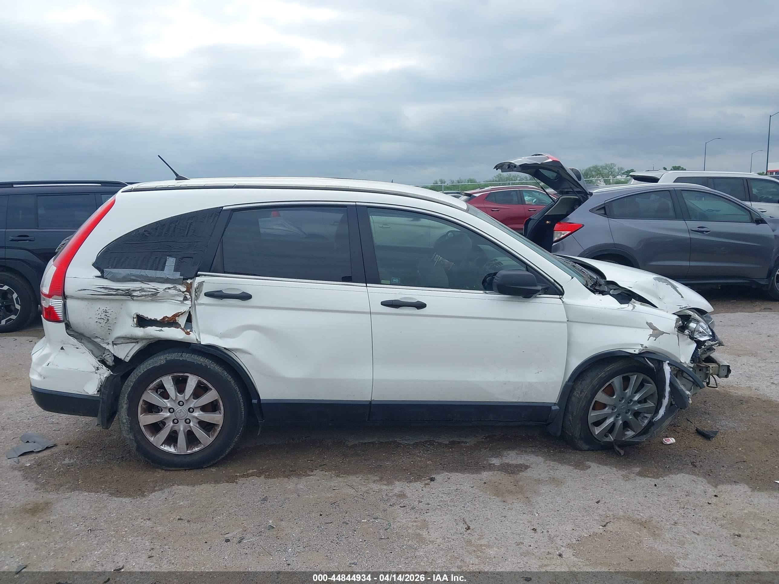 2011 Honda Cr-v Lx Белый vin: 3CZRE3H3XBG701632