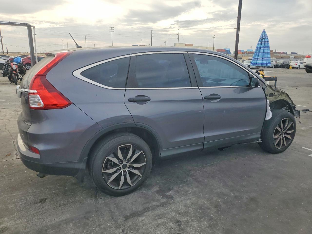 2015 Honda Cr-v Lx Gray vin: 3CZRM3H31FG717193