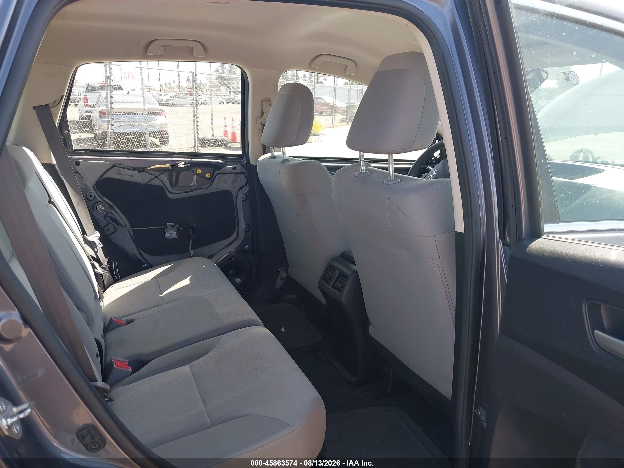 2015 Honda Cr-v Lx Gray vin: 3CZRM3H32FG717090