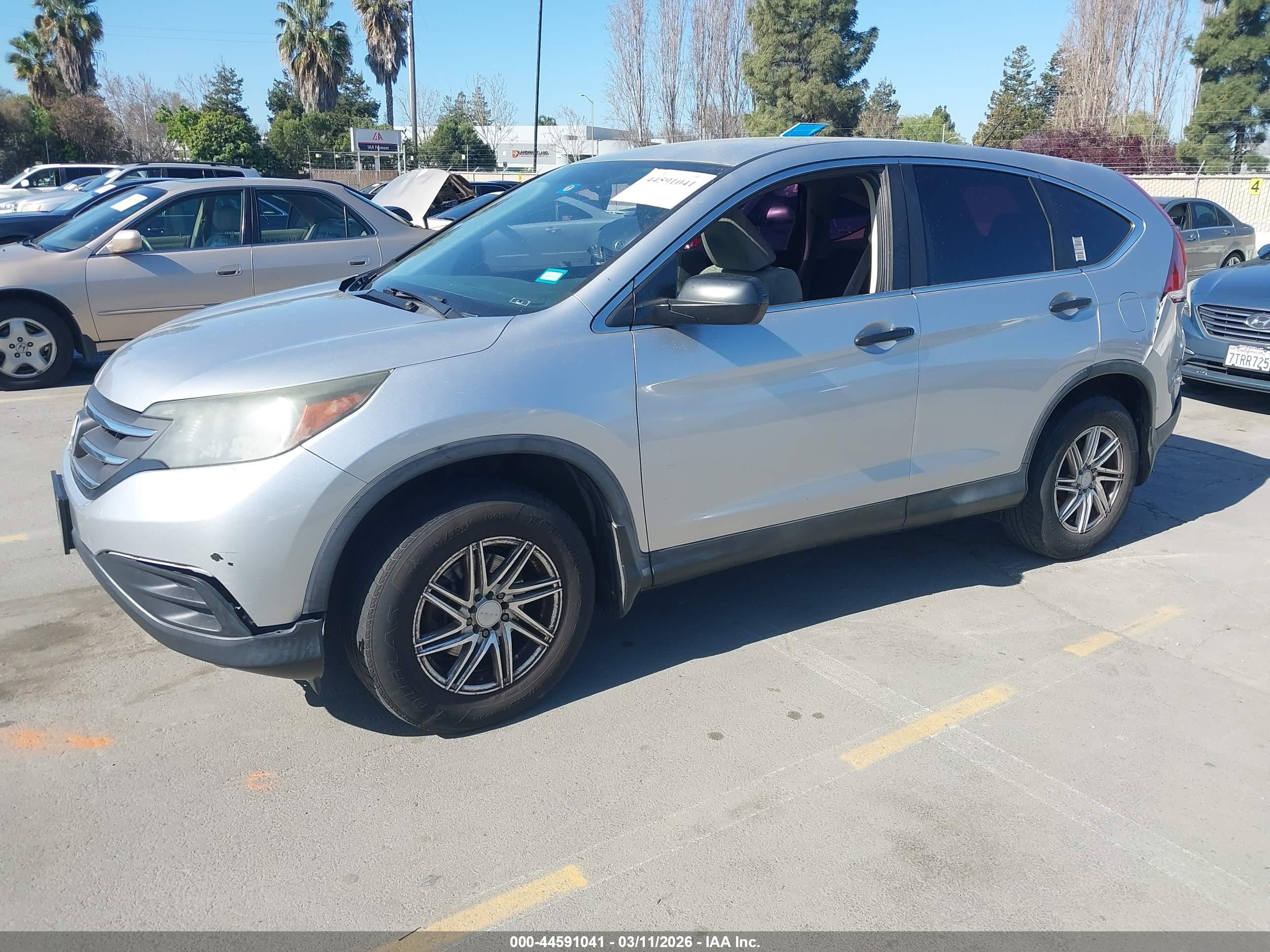 2014 Honda Cr-v Lx Silver vin: 3CZRM3H34EG707434