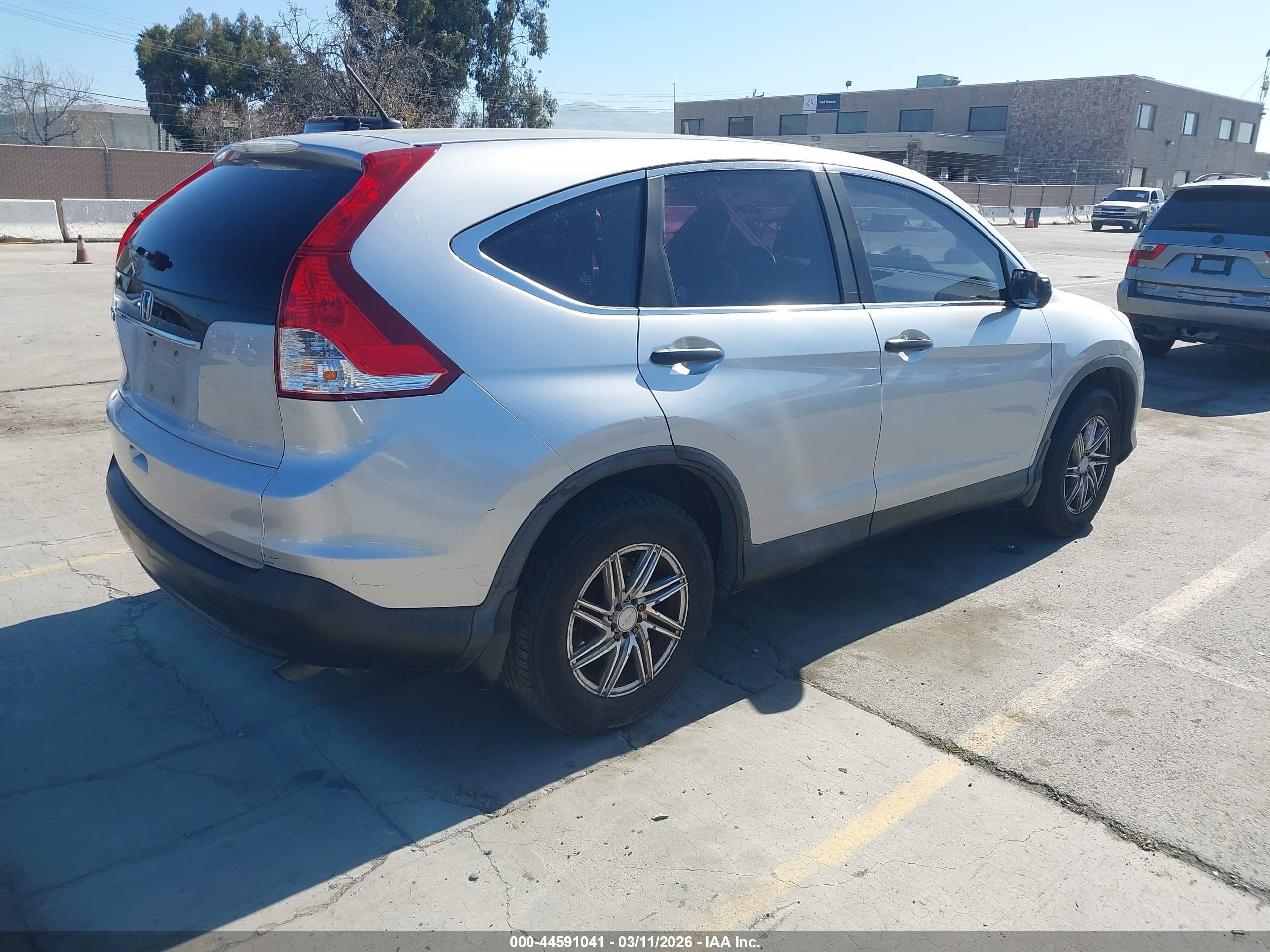 2014 Honda Cr-v Lx Silver vin: 3CZRM3H34EG707434