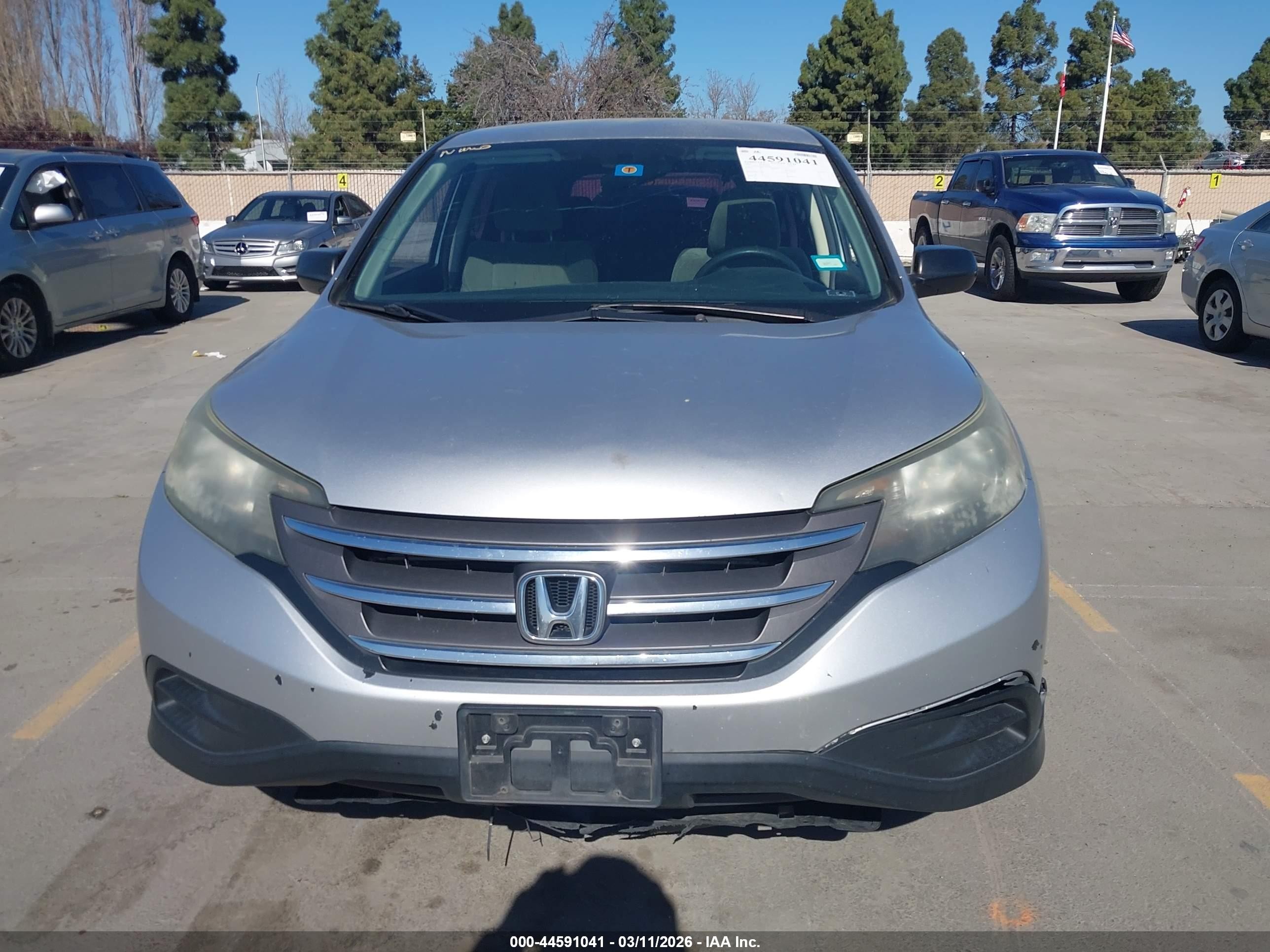 2014 Honda Cr-v Lx Silver vin: 3CZRM3H34EG707434