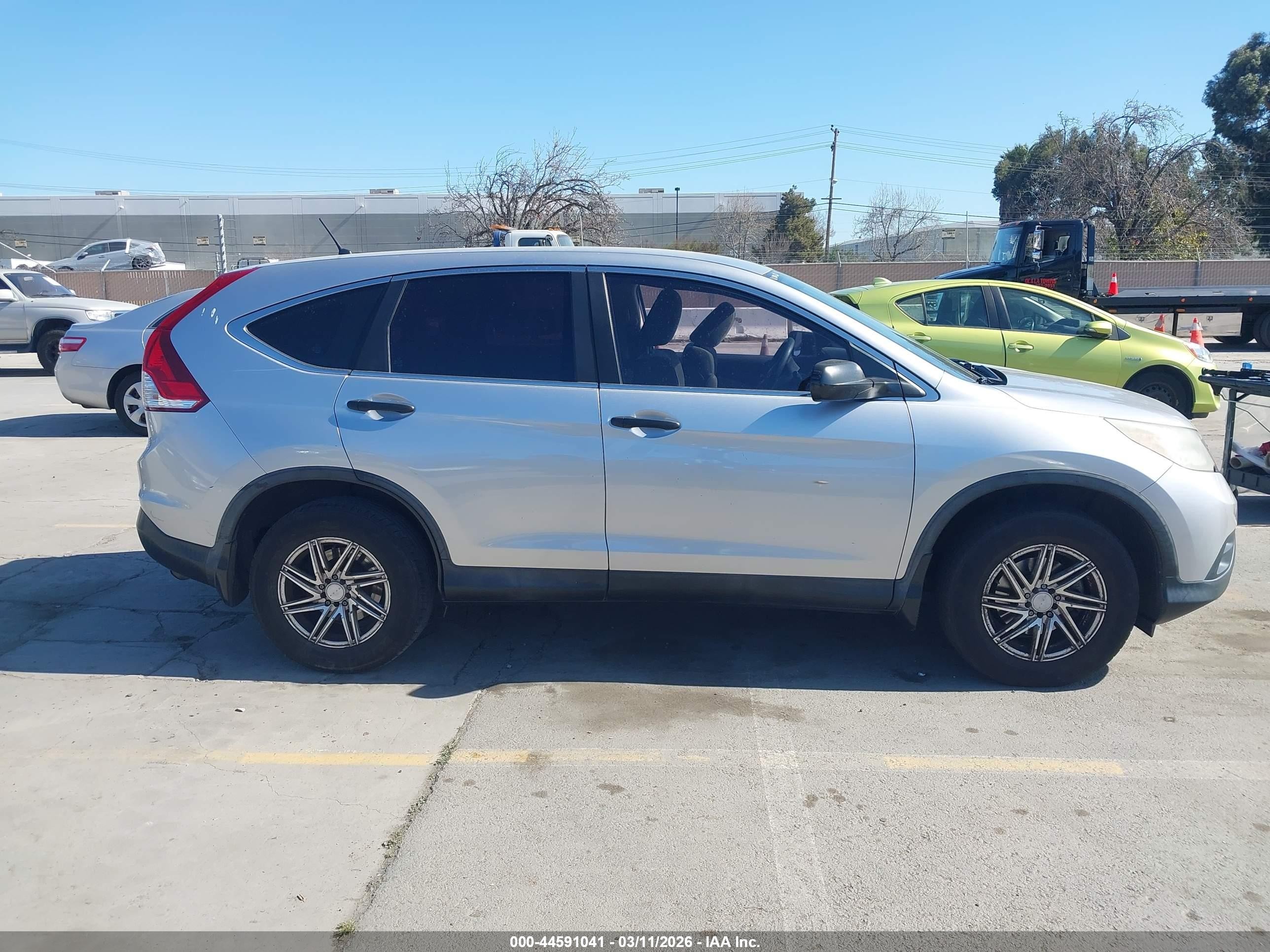 2014 Honda Cr-v Lx Silver vin: 3CZRM3H34EG707434