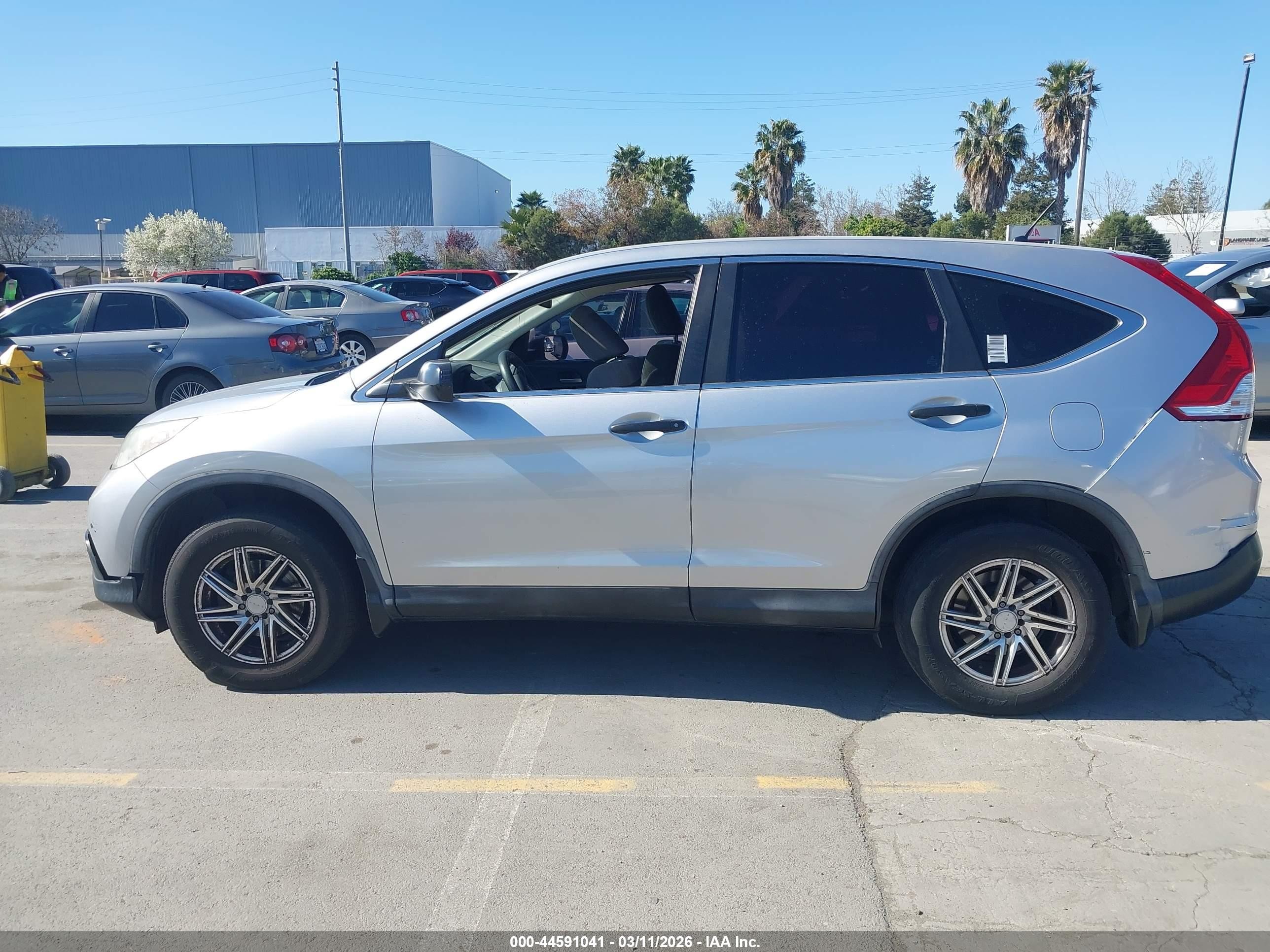 2014 Honda Cr-v Lx Silver vin: 3CZRM3H34EG707434