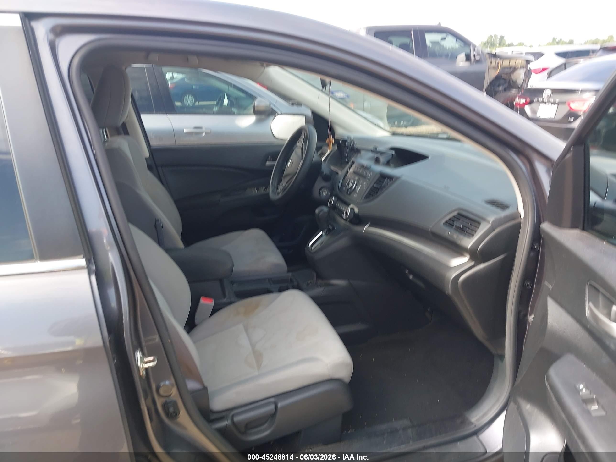 2015 Honda Cr-v Lx Серый vin: 3CZRM3H34FG707435