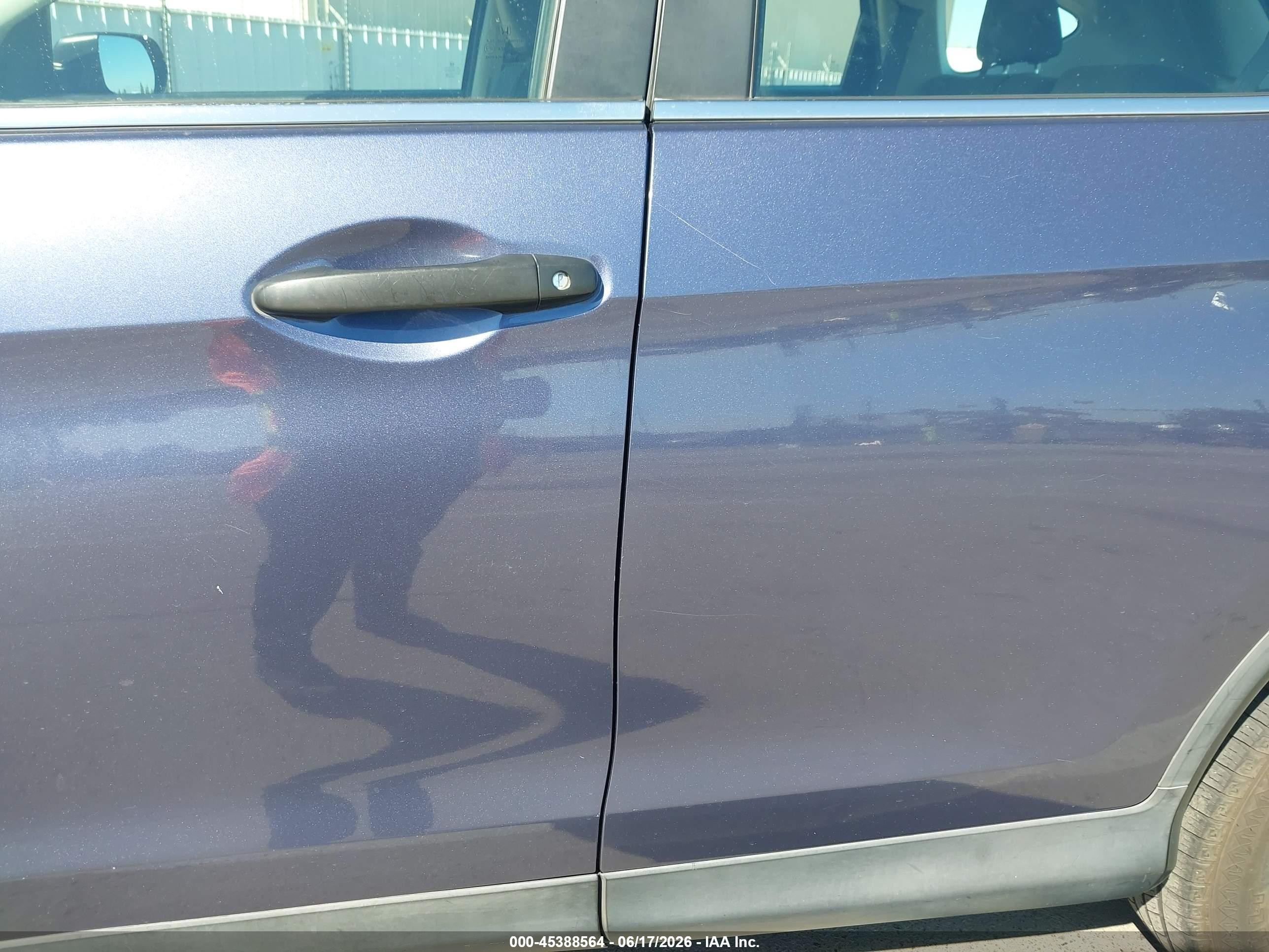 2013 Honda Cr-v Lx Blue vin: 3CZRM3H36DG711788