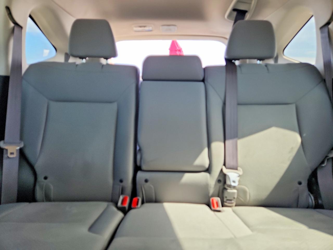 2015 Honda Cr-v Lx Gray vin: 3CZRM3H36FG710465