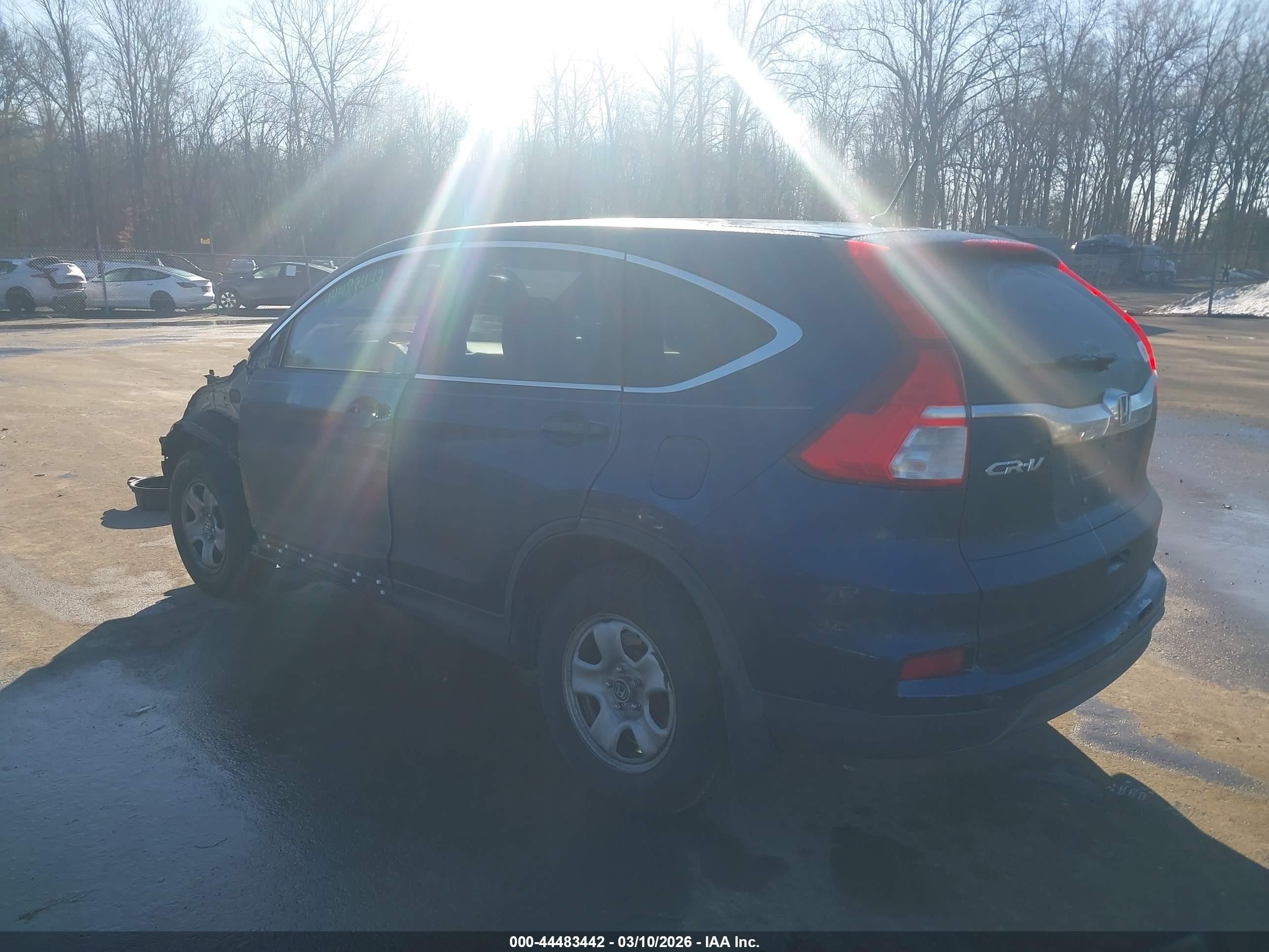 2015 Honda Cr-v Lx Blue vin: 3CZRM3H37FG717568