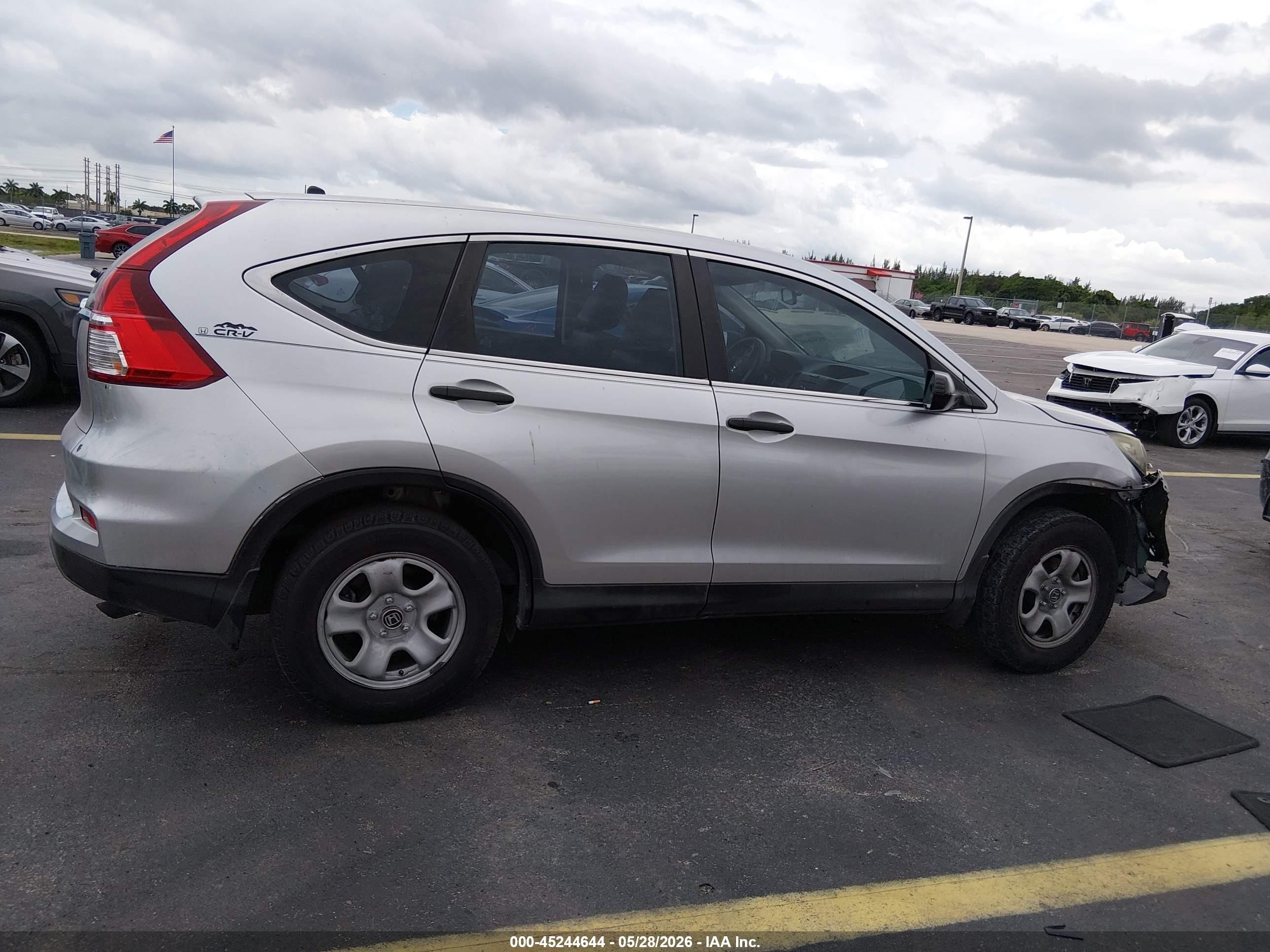 2015 Honda Cr-v Lx Silver vin: 3CZRM3H38FG711603