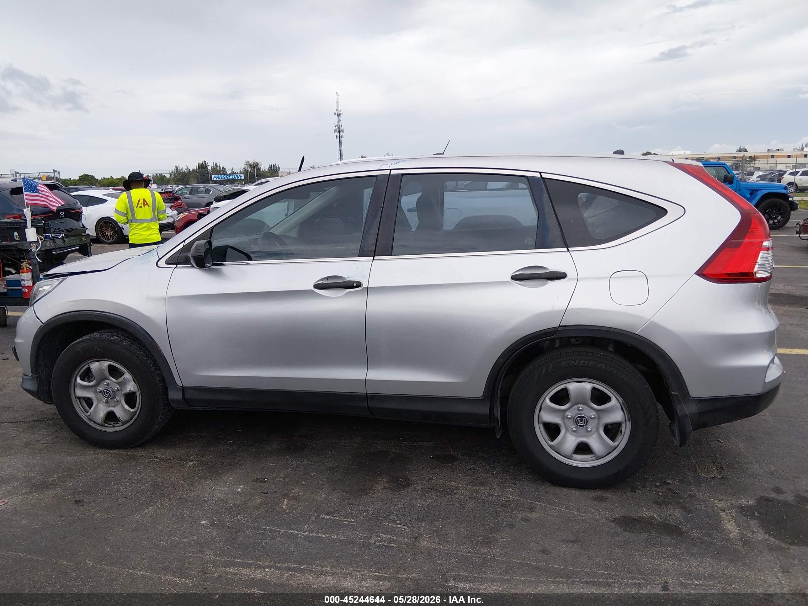 2015 Honda Cr-v Lx Silver vin: 3CZRM3H38FG711603