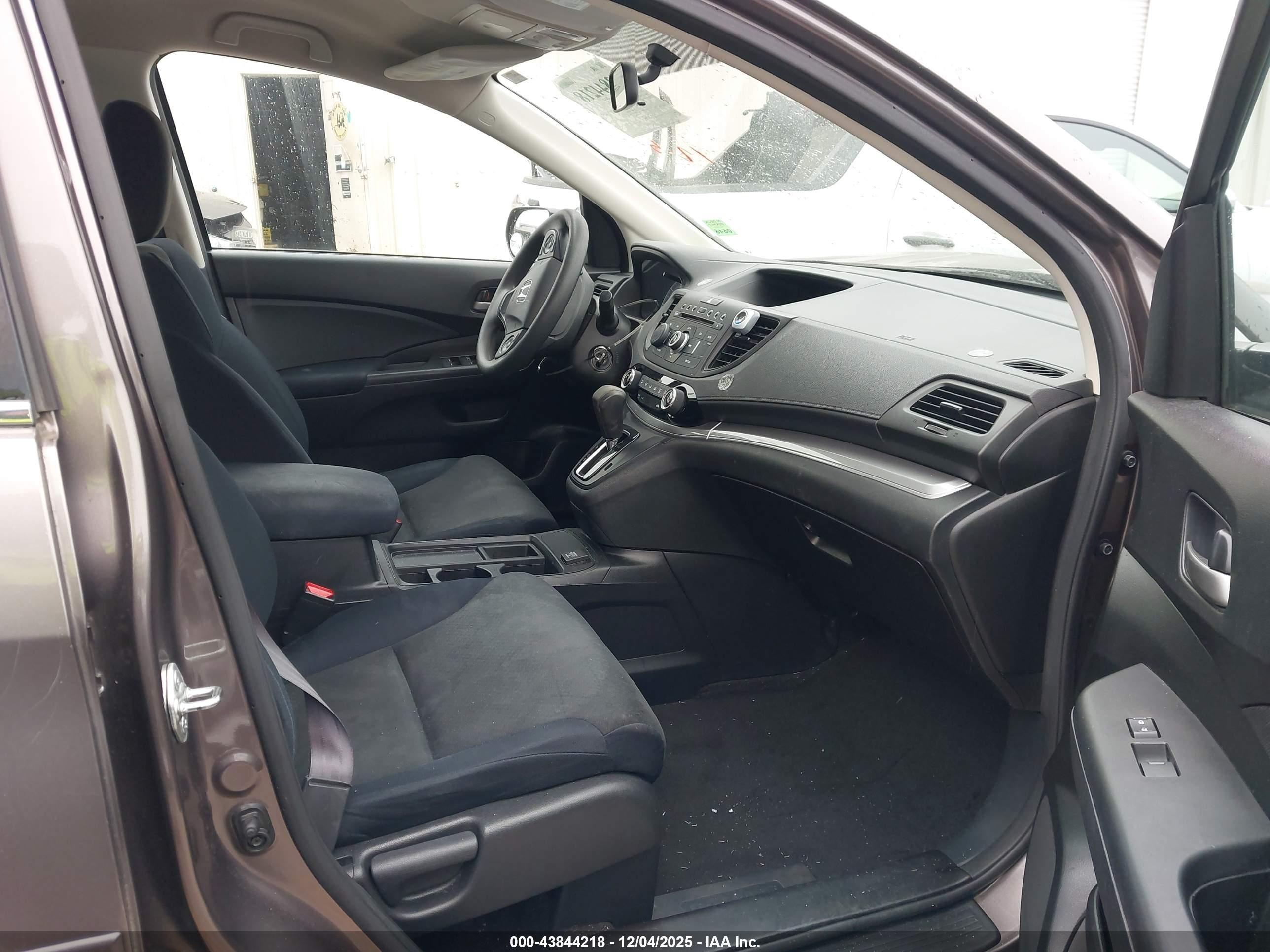2015 Honda Cr-v Lx Champagne vin: 3CZRM3H38FG716283