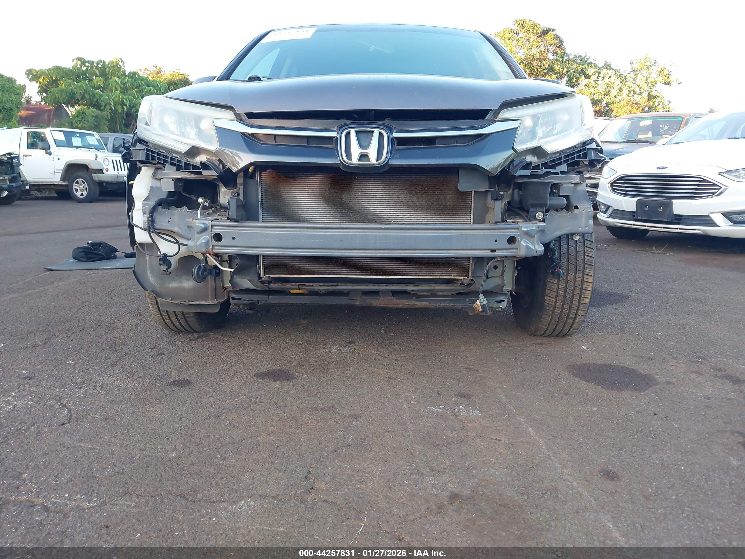 2015 Honda Cr-v Lx Gray vin: 3CZRM3H3XFG716270