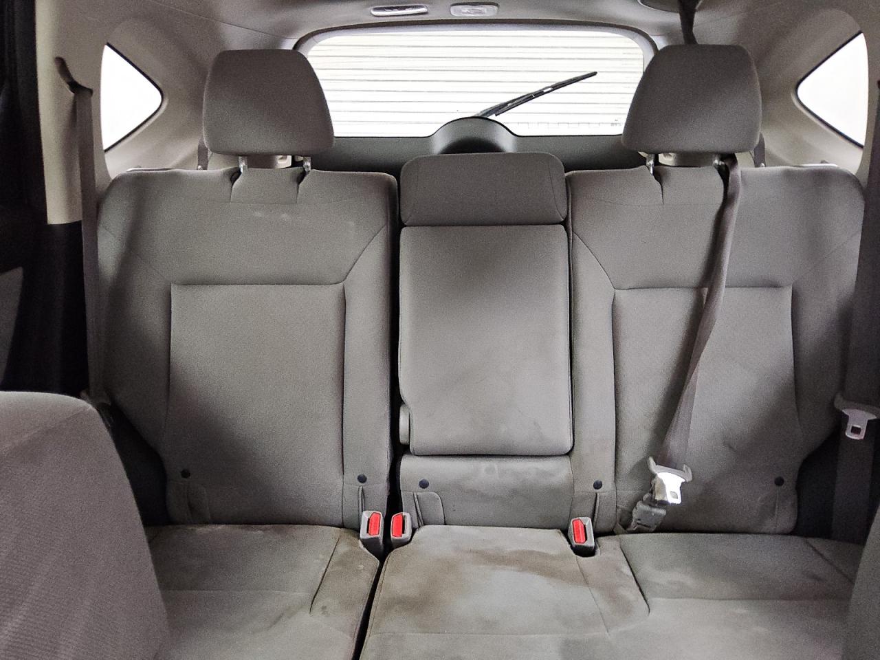 2015 Honda Cr-v Ex Серый vin: 3CZRM3H56FG708331 Damage: Left Rear Seat, Stained, Permanent