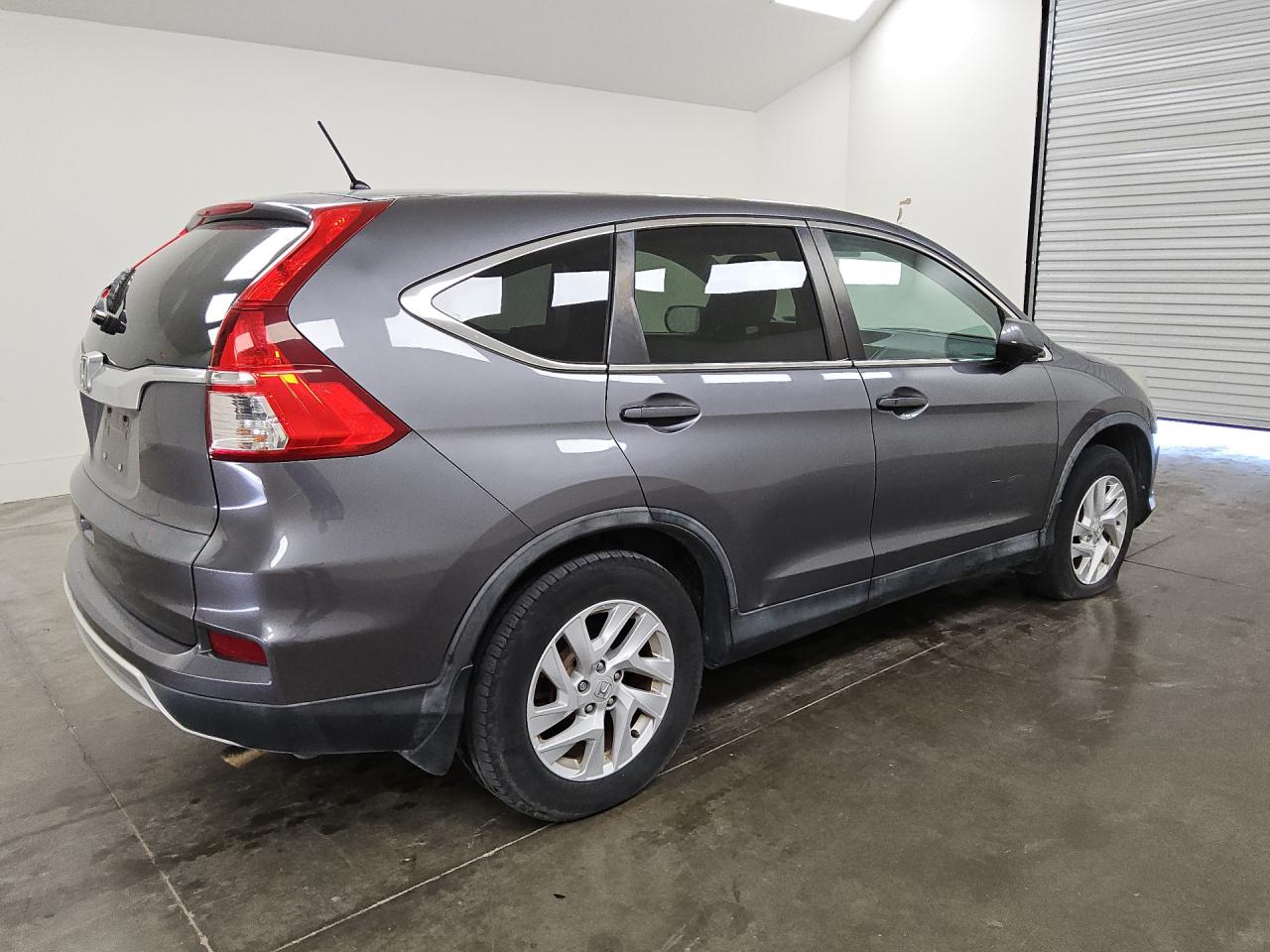 2015 Honda Cr-v Ex Серый vin: 3CZRM3H56FG708331 Damage: Right Front Tire, Worn, Replacement Required