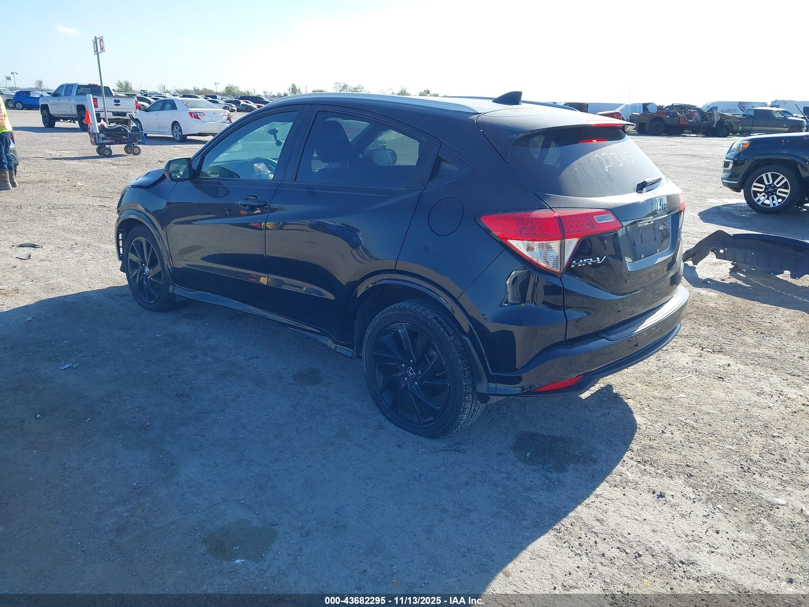 2022 Honda Hr-v 2wd Sport Черный vin: 3CZRU5H14NM717022