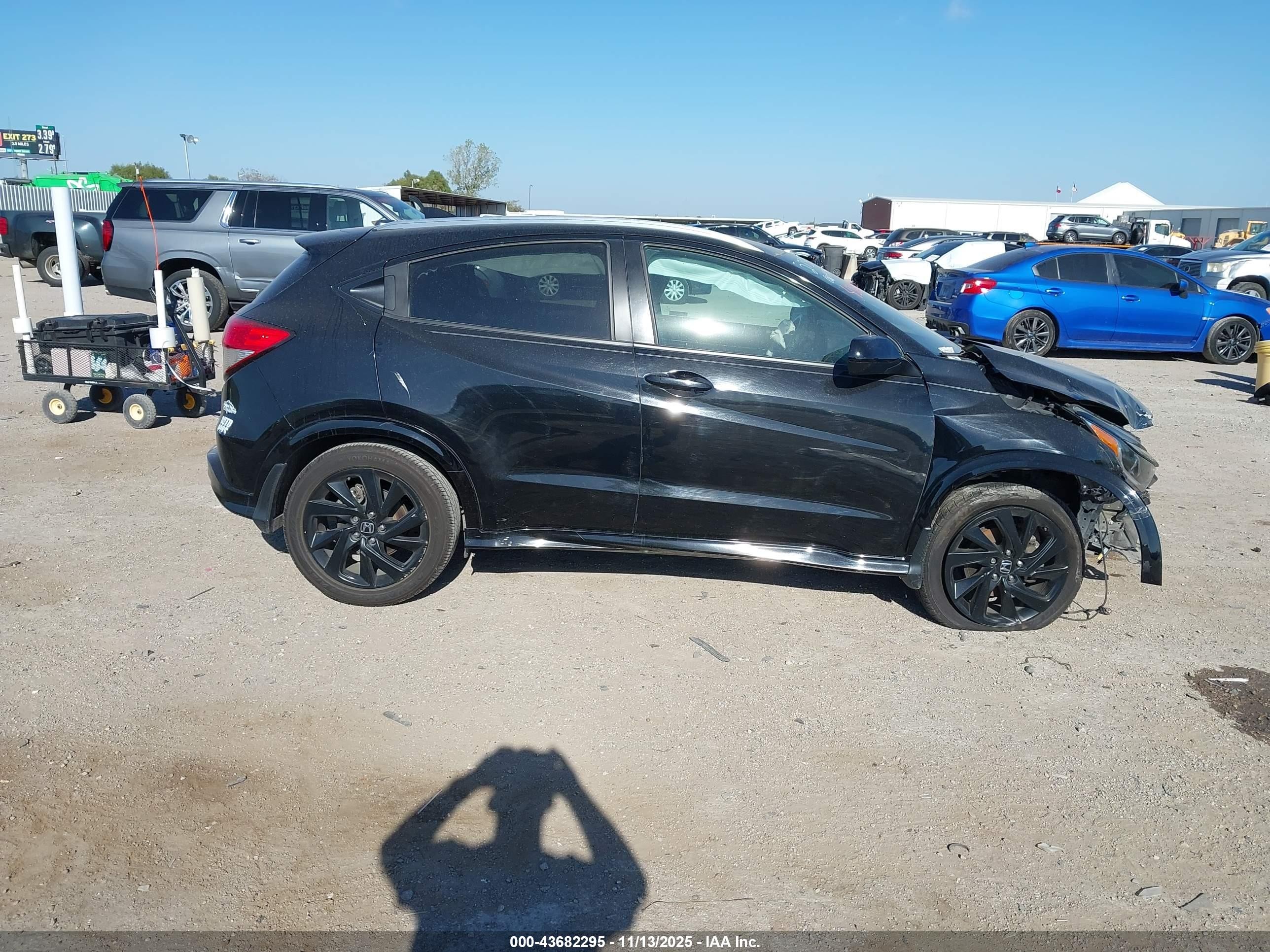 2022 Honda Hr-v 2wd Sport Черный vin: 3CZRU5H14NM717022