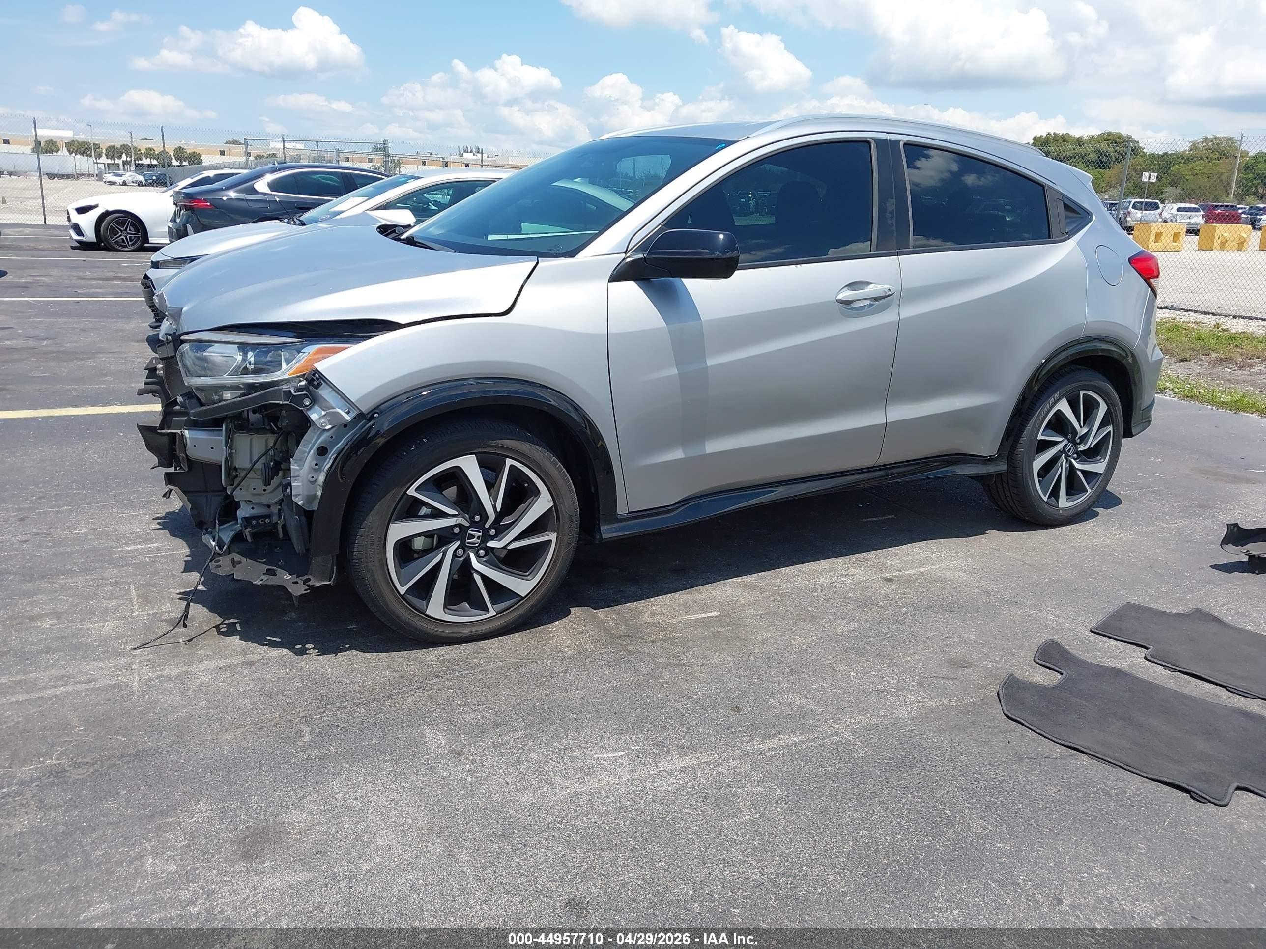 2020 Honda Hr-v 2wd Sport Серебряный vin: 3CZRU5H15LM709928