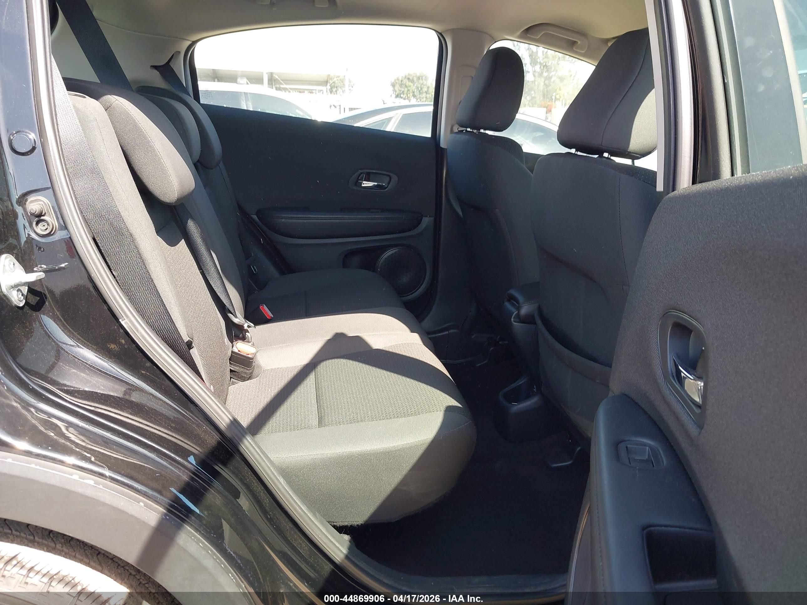 2022 Honda Hr-v 2wd Lx Black vin: 3CZRU5H31NM720736