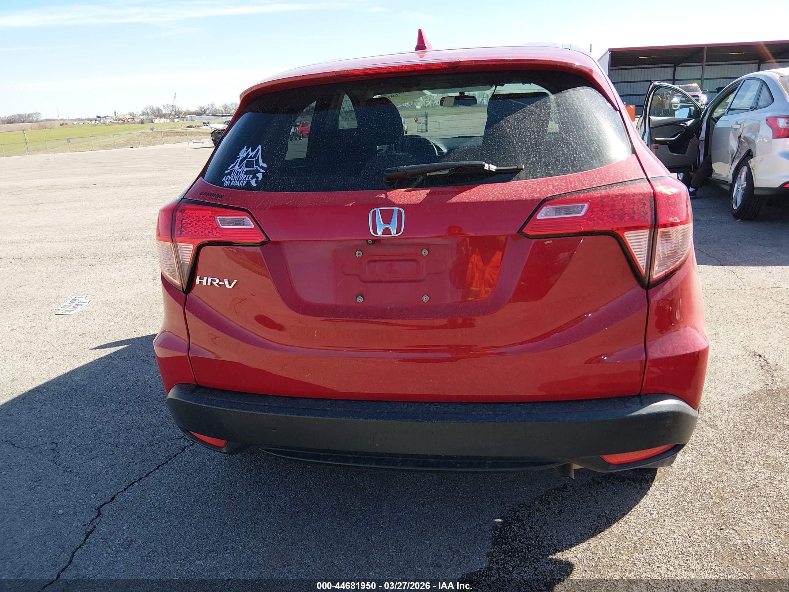 2017 Honda Hr-v Lx Red vin: 3CZRU5H32HG701440