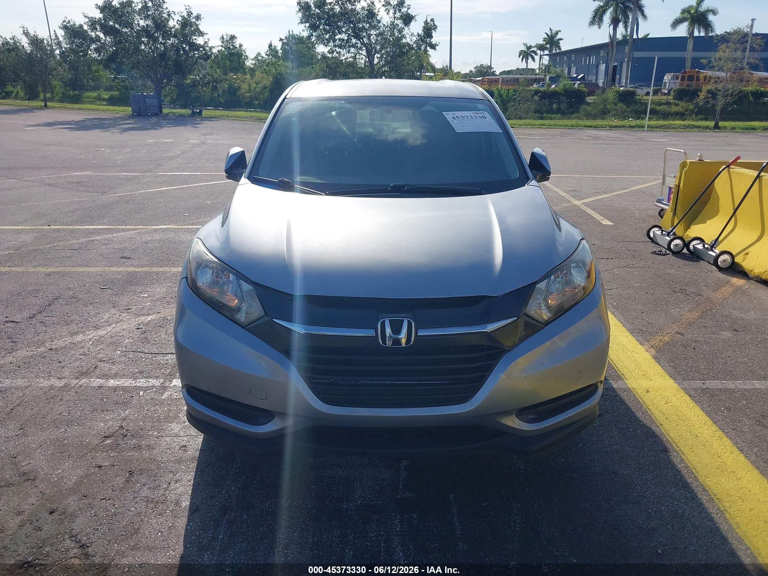 2017 Honda Hr-v Lx Gray vin: 3CZRU5H33HG708574
