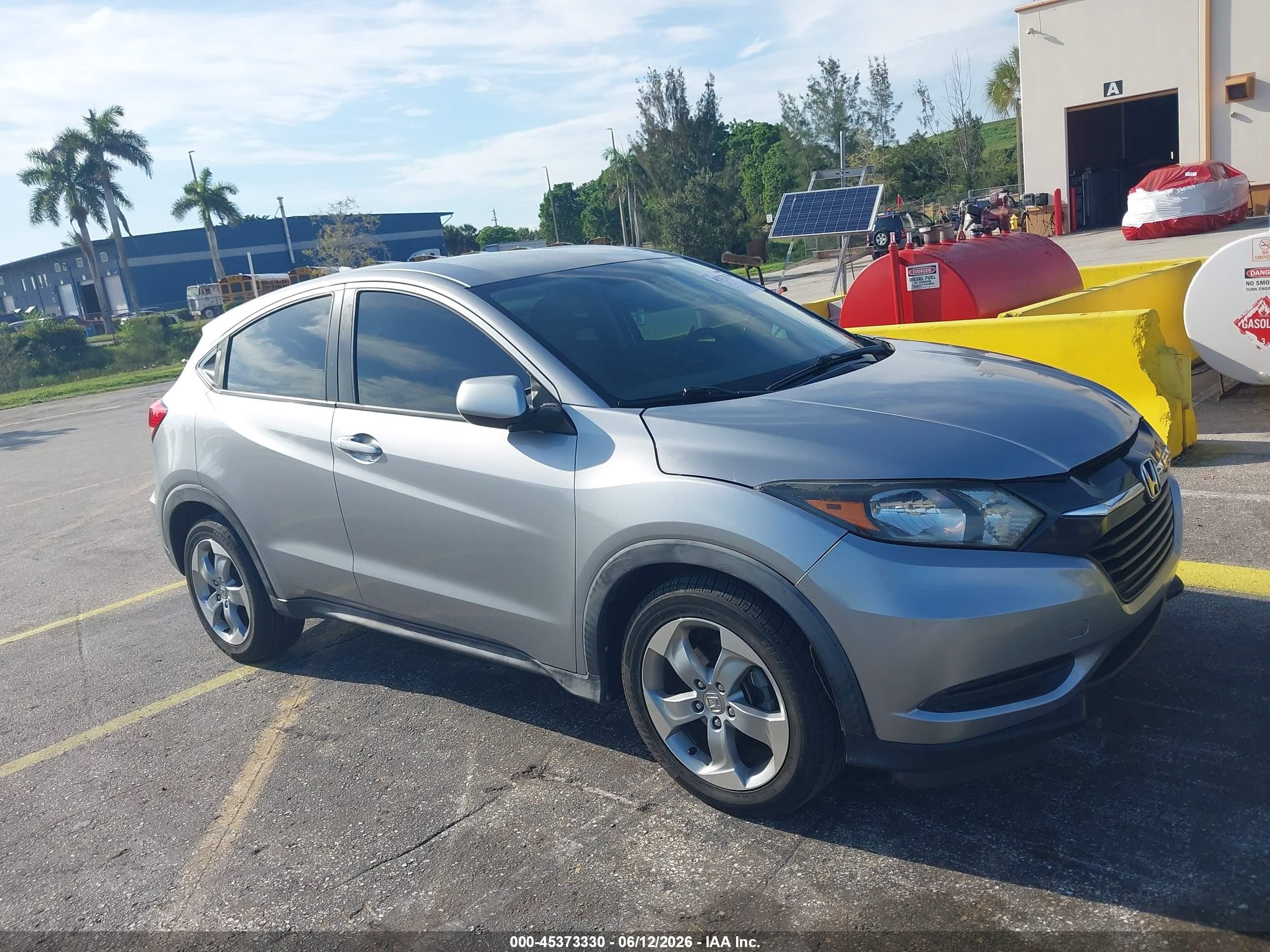 2017 Honda Hr-v Lx Gray vin: 3CZRU5H33HG708574