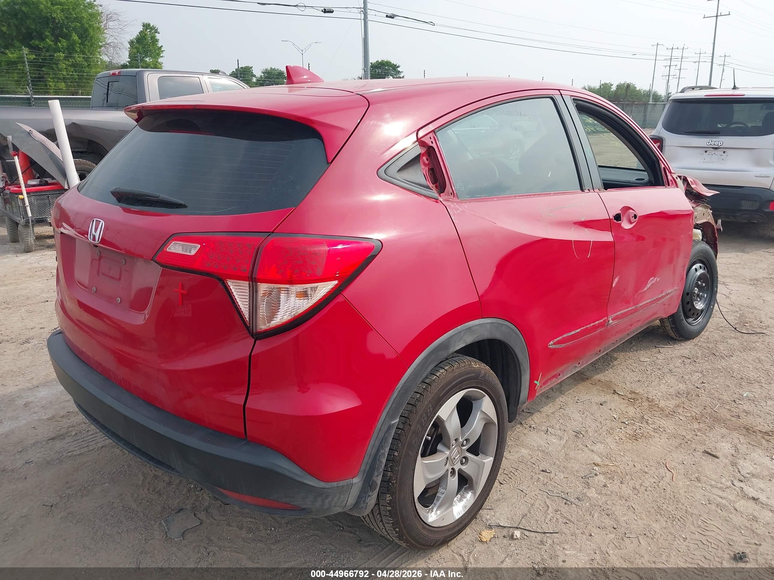 2017 Honda Hr-v Lx Red vin: 3CZRU5H33HM702971
