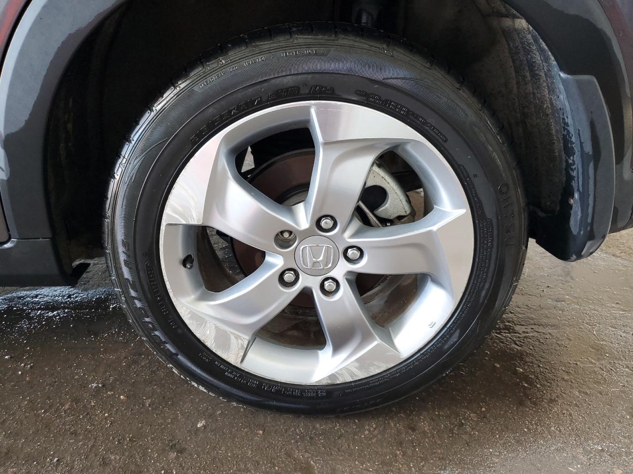 2019 Honda Hr-v Lx Black vin: 3CZRU5H33KG706783 Damage: Left Rear Wheel, Curb Rash, > 12 Inches