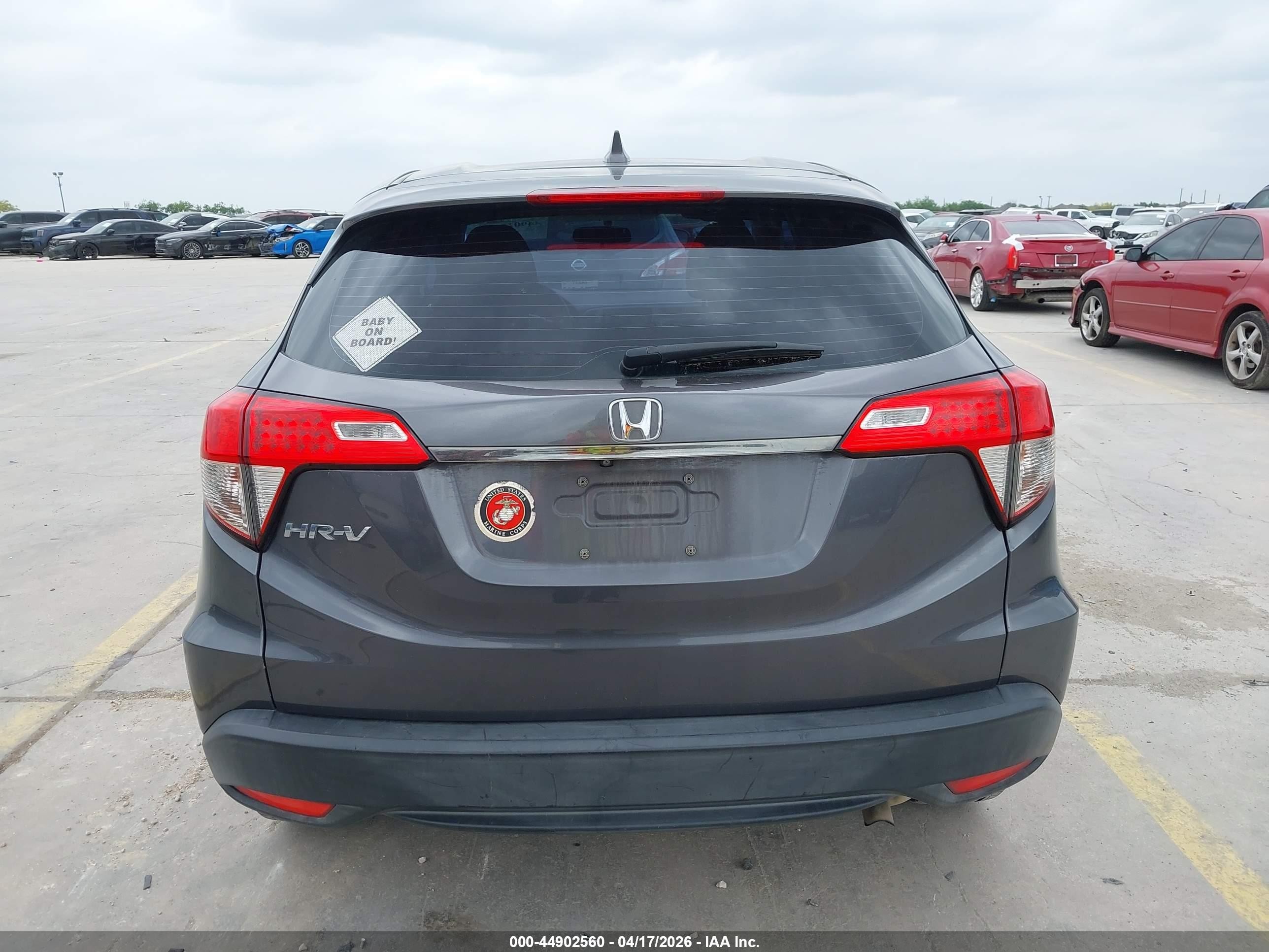 2019 Honda Hr-v Lx Серый vin: 3CZRU5H34KG704508