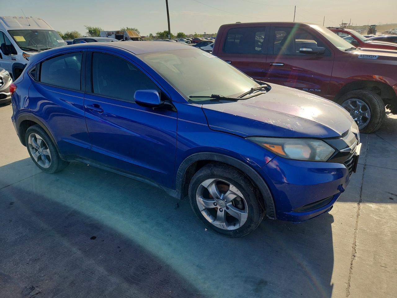 2018 Honda Hr-v Lx Blue vin: 3CZRU5H36JM715591