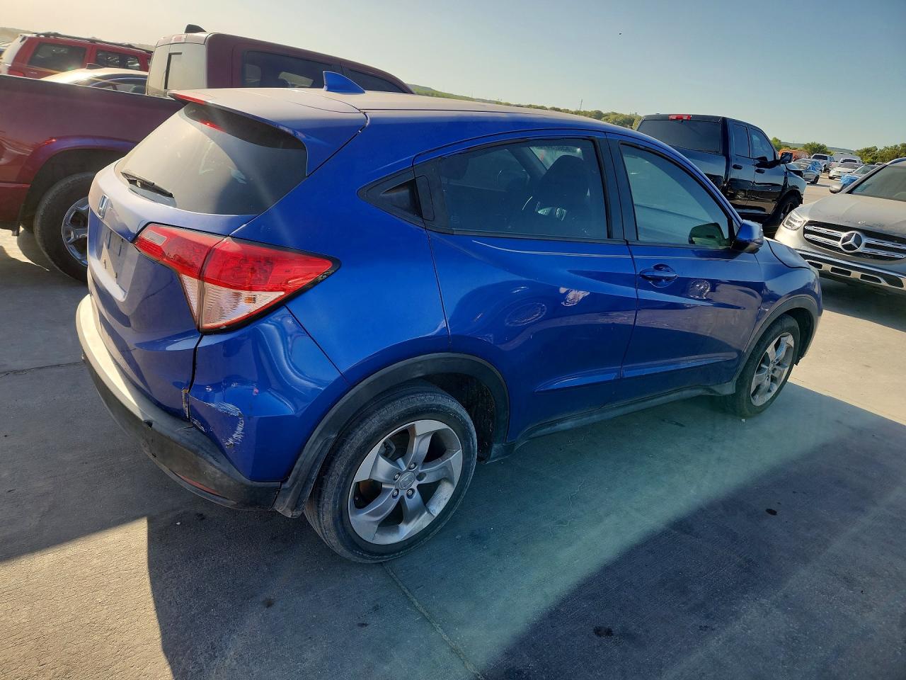 2018 Honda Hr-v Lx Blue vin: 3CZRU5H36JM715591