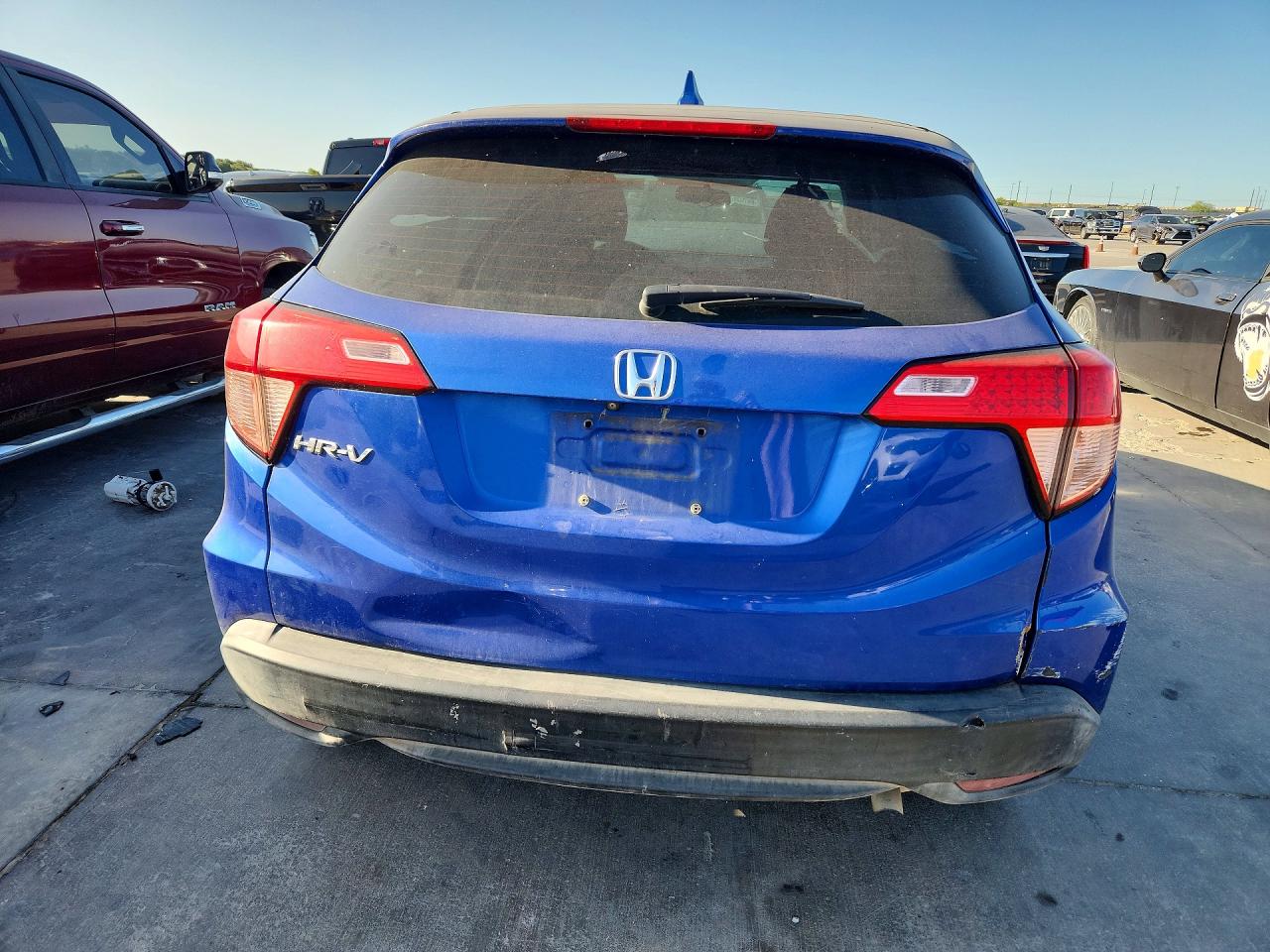 2018 Honda Hr-v Lx Blue vin: 3CZRU5H36JM715591