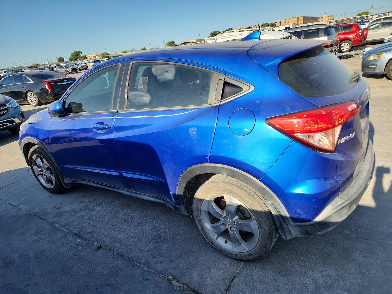 2018 Honda Hr-v Lx Blue vin: 3CZRU5H36JM715591