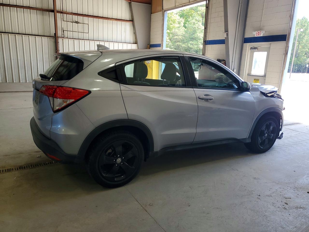 2022 Honda Hr-v Lx Silver vin: 3CZRU5H36NM732719