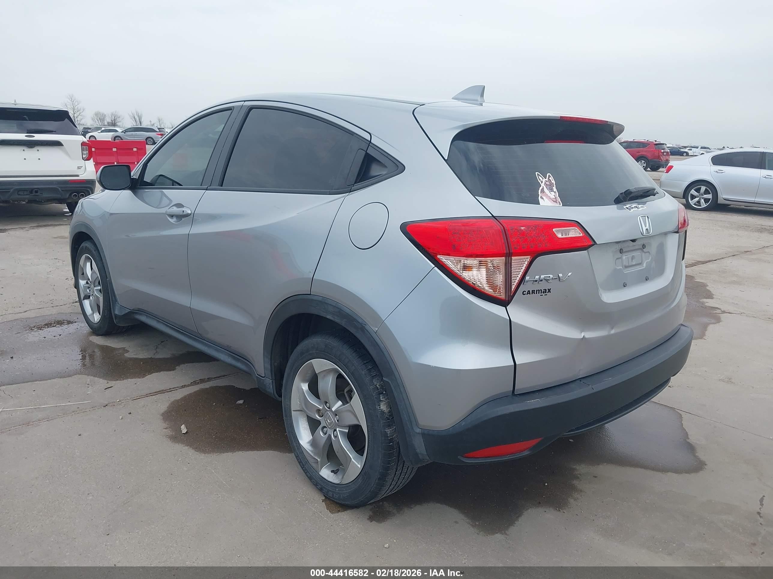 2017 Honda Hr-v Lx Silver vin: 3CZRU5H39HG708577