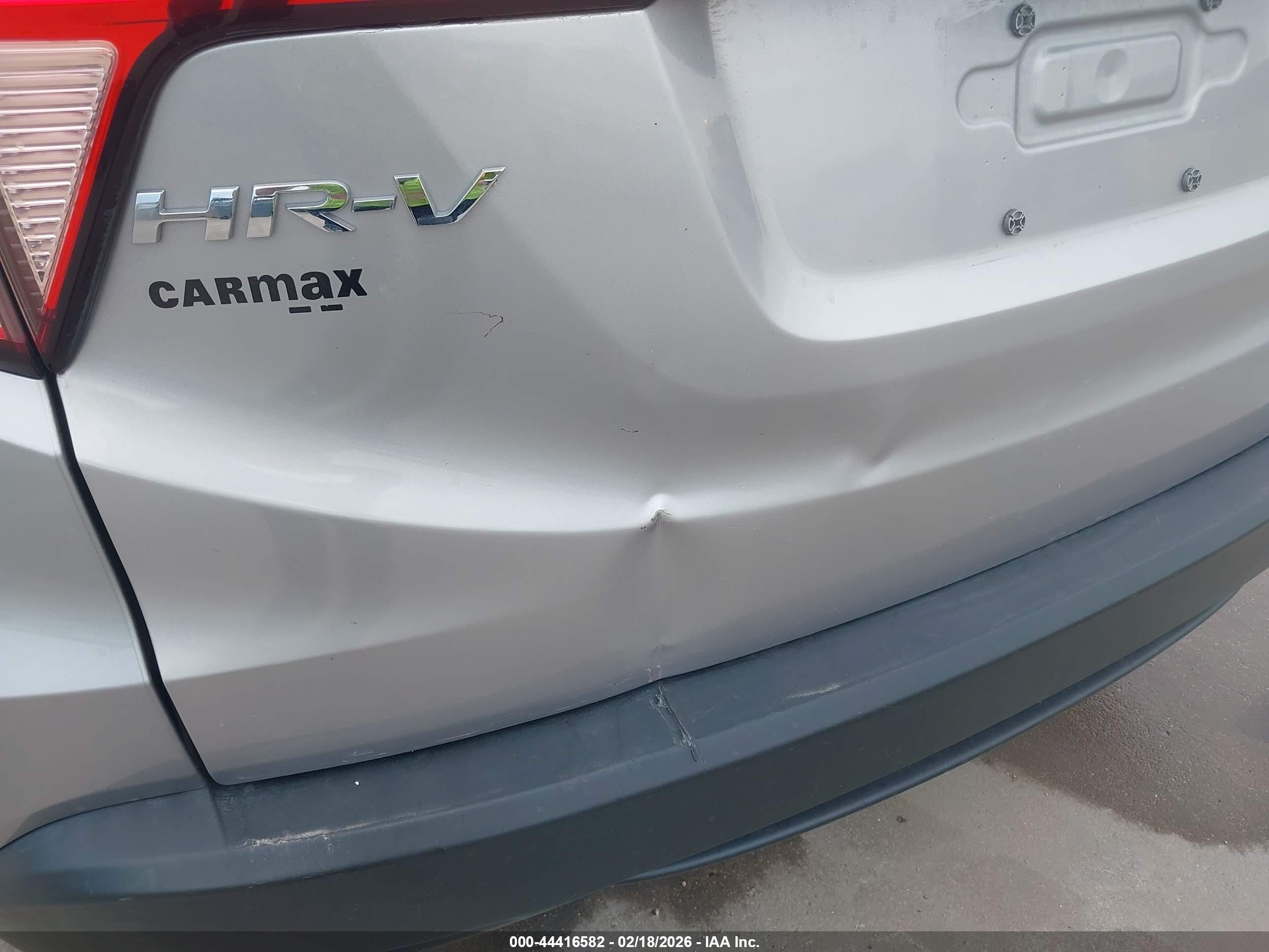 2017 Honda Hr-v Lx Silver vin: 3CZRU5H39HG708577