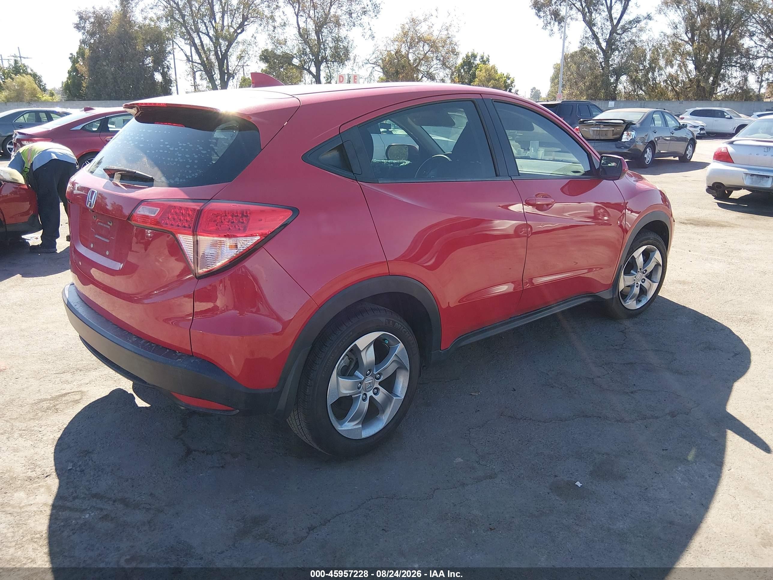 2017 Honda Hr-v Lx Red vin: 3CZRU5H3XHM714129