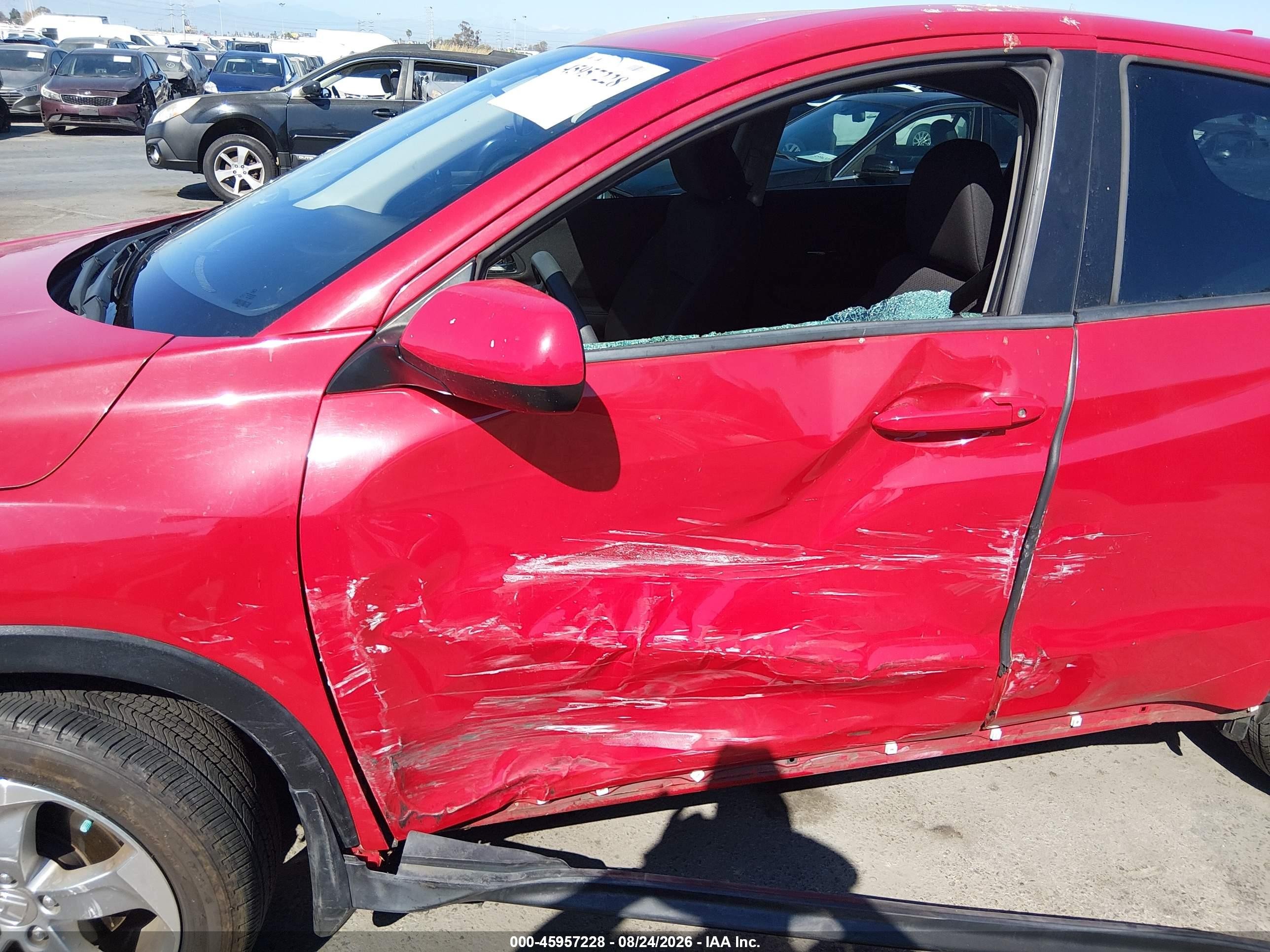 2017 Honda Hr-v Lx Red vin: 3CZRU5H3XHM714129