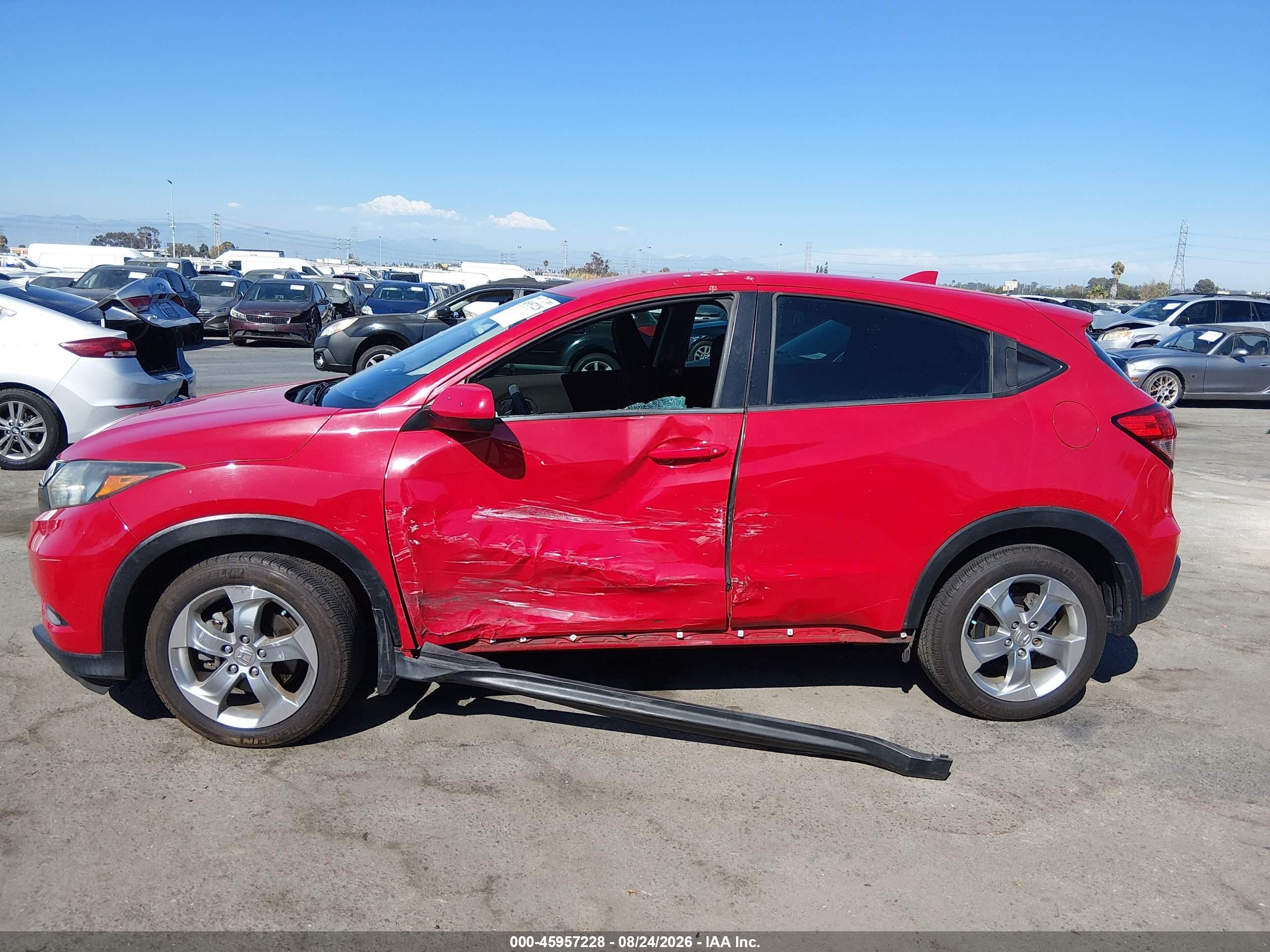 2017 Honda Hr-v Lx Red vin: 3CZRU5H3XHM714129