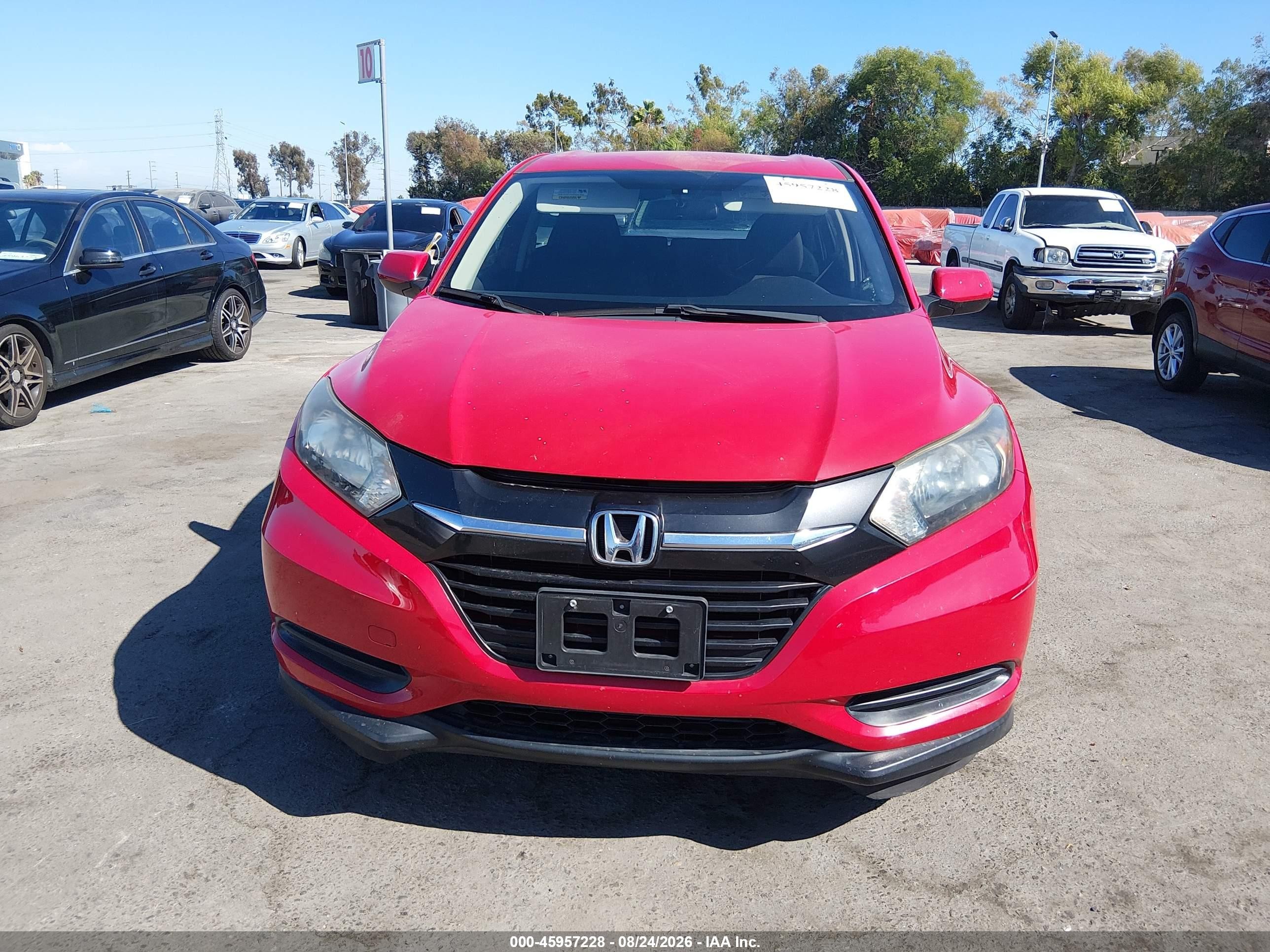 2017 Honda Hr-v Lx Red vin: 3CZRU5H3XHM714129