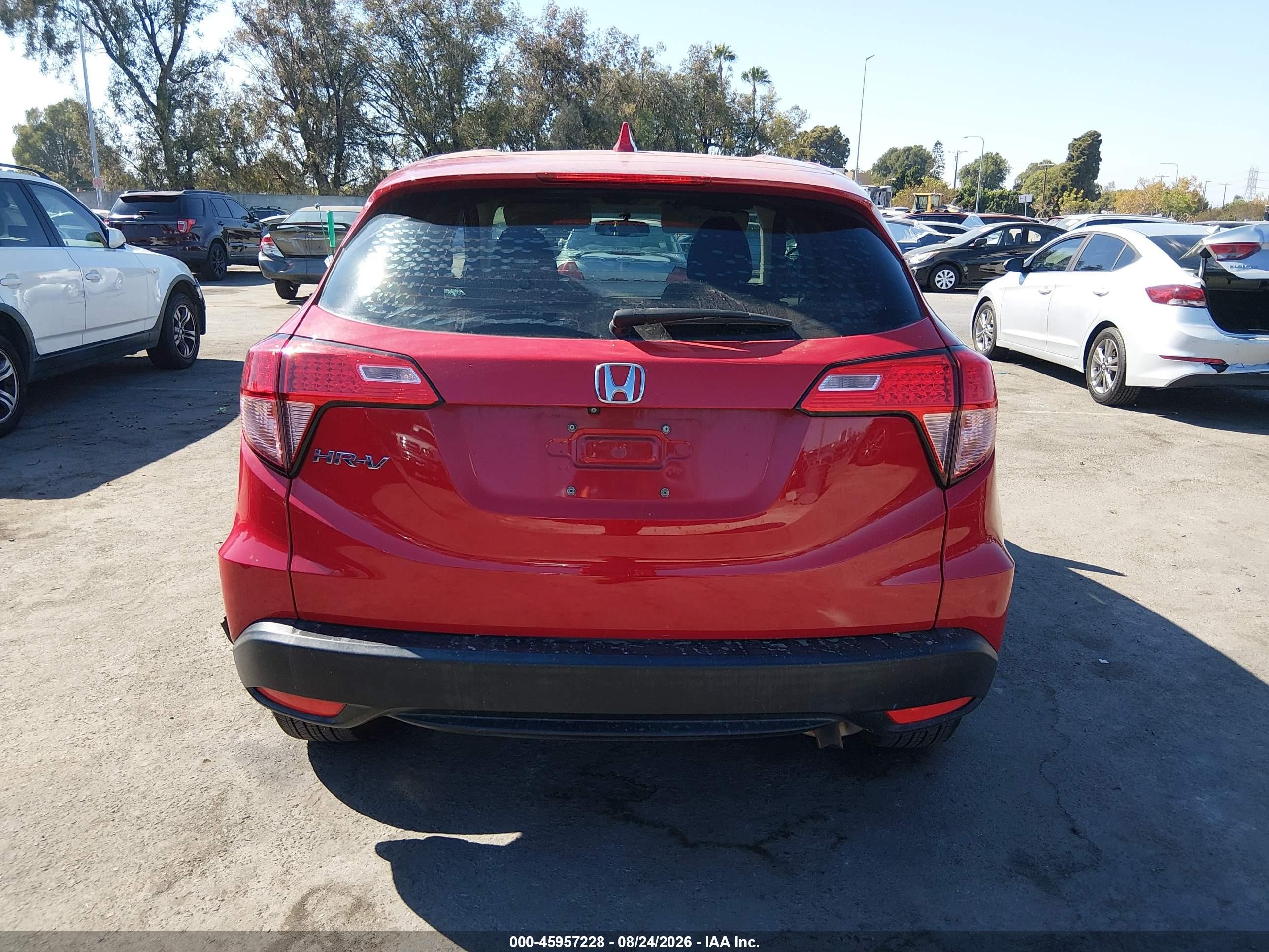 2017 Honda Hr-v Lx Red vin: 3CZRU5H3XHM714129