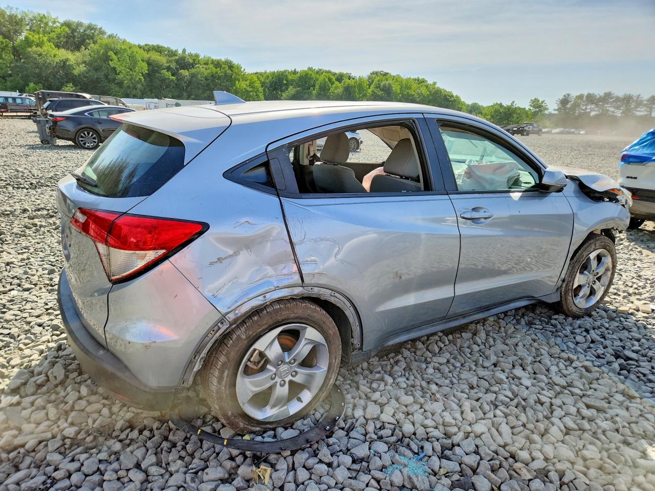 2020 Honda Hr-v Lx Silver vin: 3CZRU5H3XLM707447