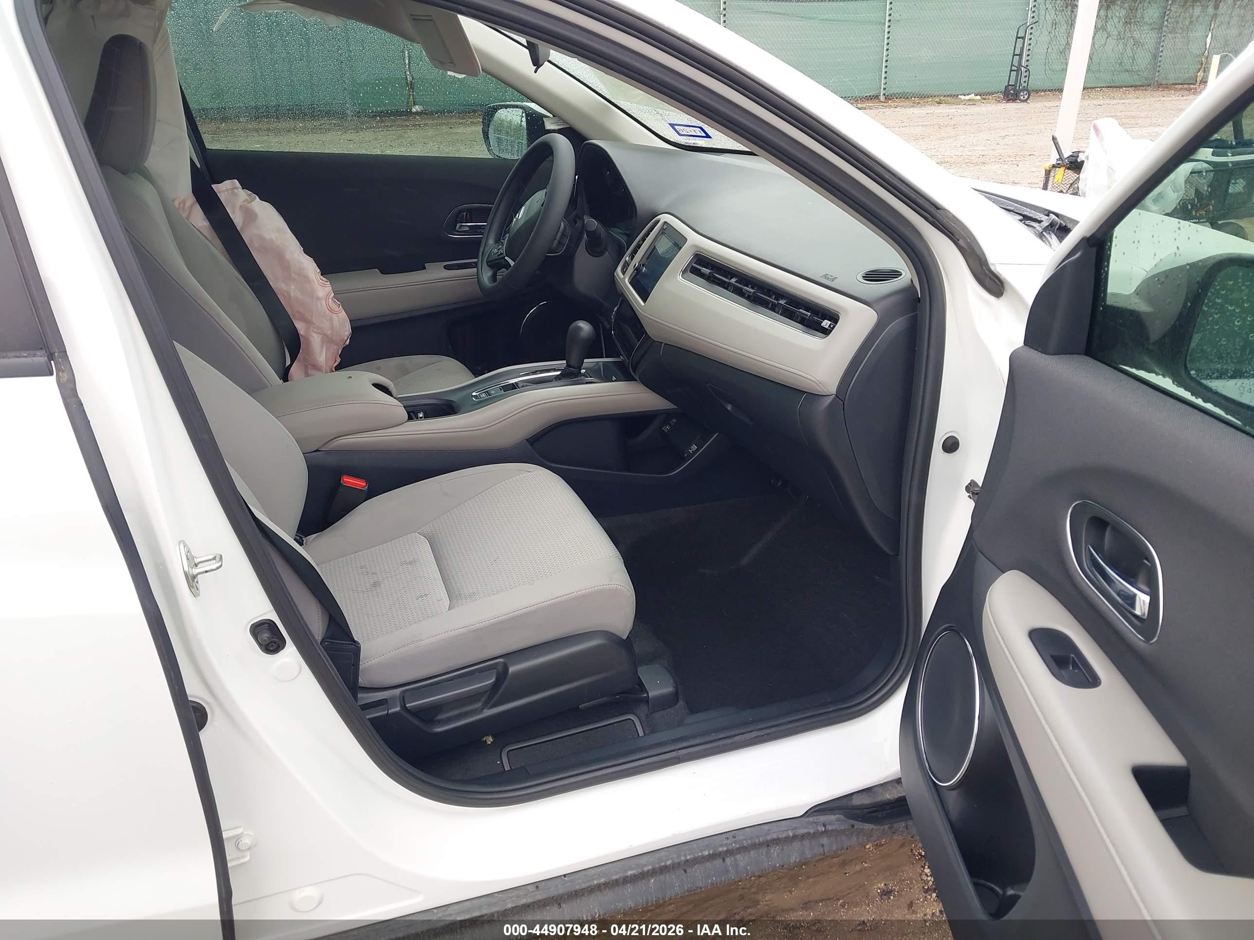 2021 Honda Hr-v 2wd Ex White vin: 3CZRU5H50MM707475