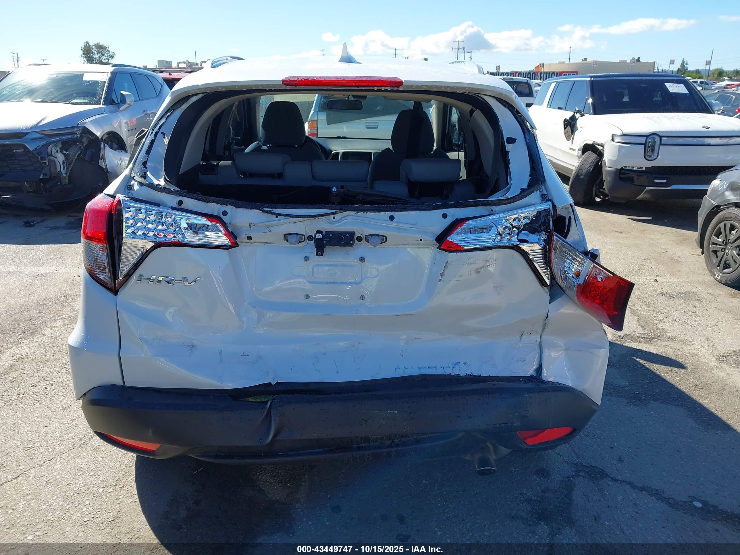 2022 Honda Hr-v 2wd Ex White vin: 3CZRU5H53NM729374