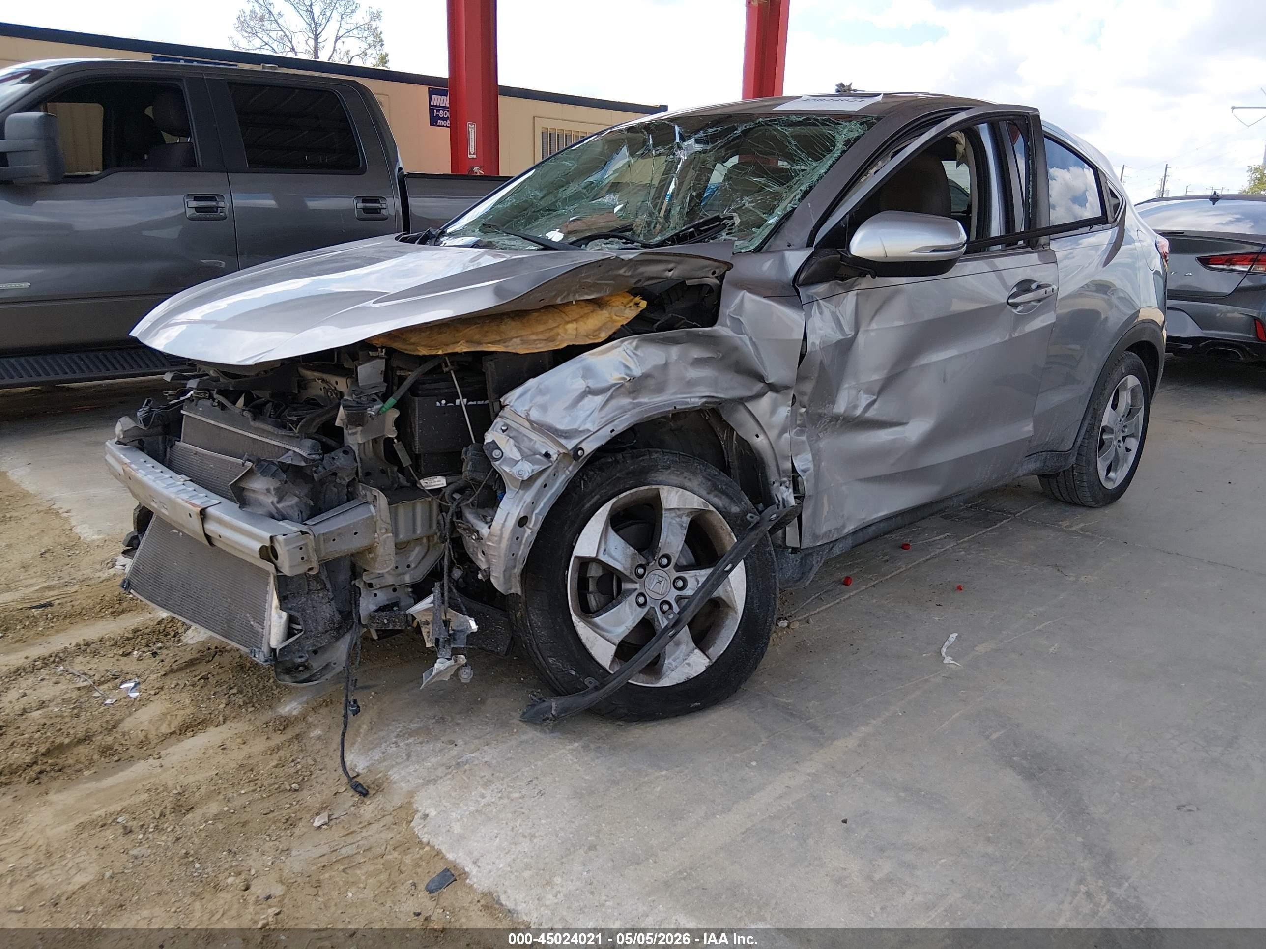 2017 Honda Hr-v Ex Silver vin: 3CZRU5H55HM708093